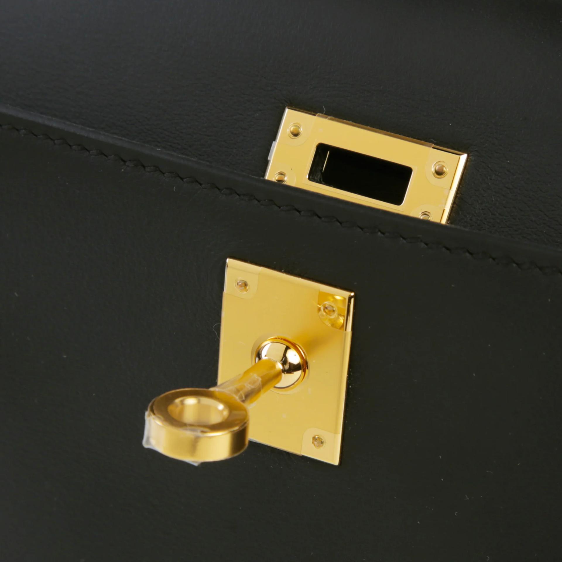 Brand New ( Rank N ) HERMÈS Kelly Pochette Noir (89) Swift Gold hardware G (2026) - 9