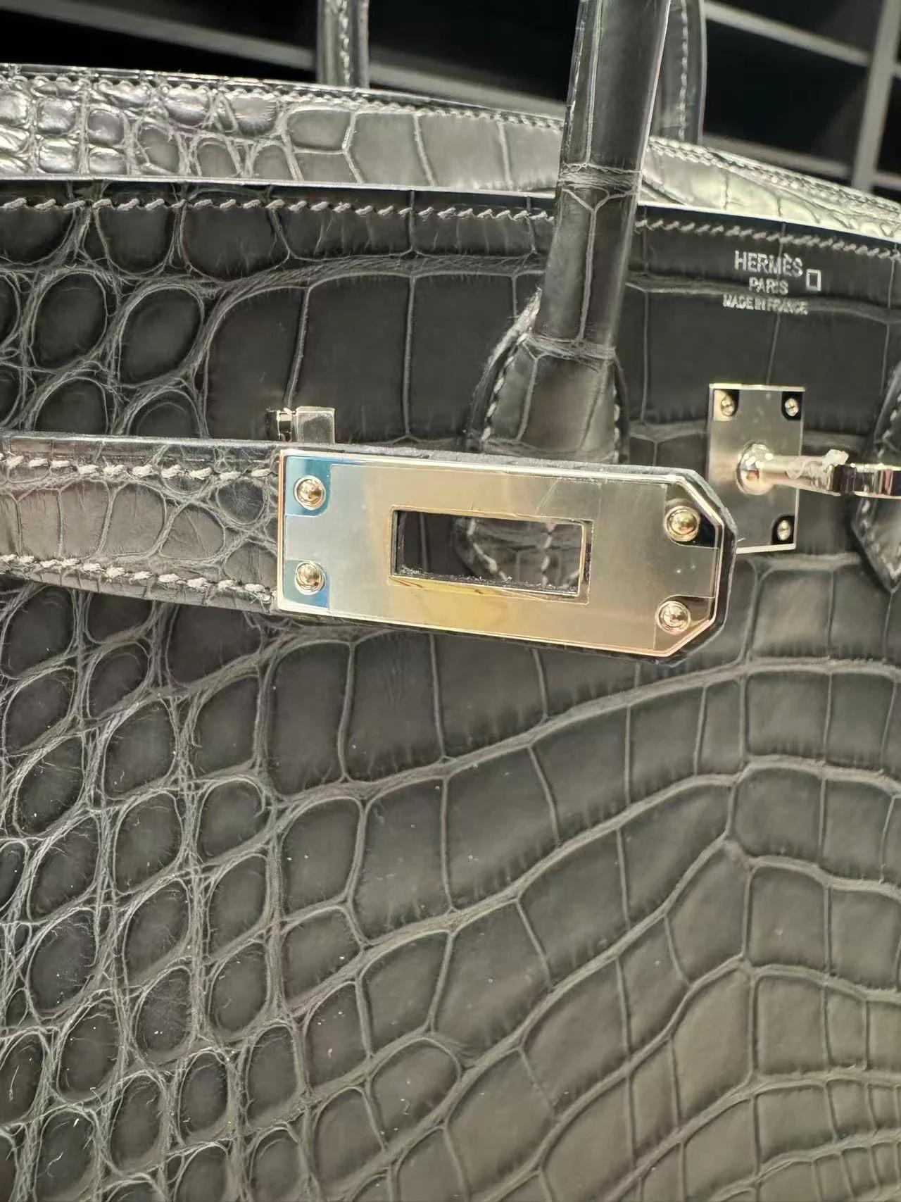 Brand New ( Rank N ) HERMÈS Birkin 25 Graphite (88) Matte Alligator Palladium hardware G (2026) - 11