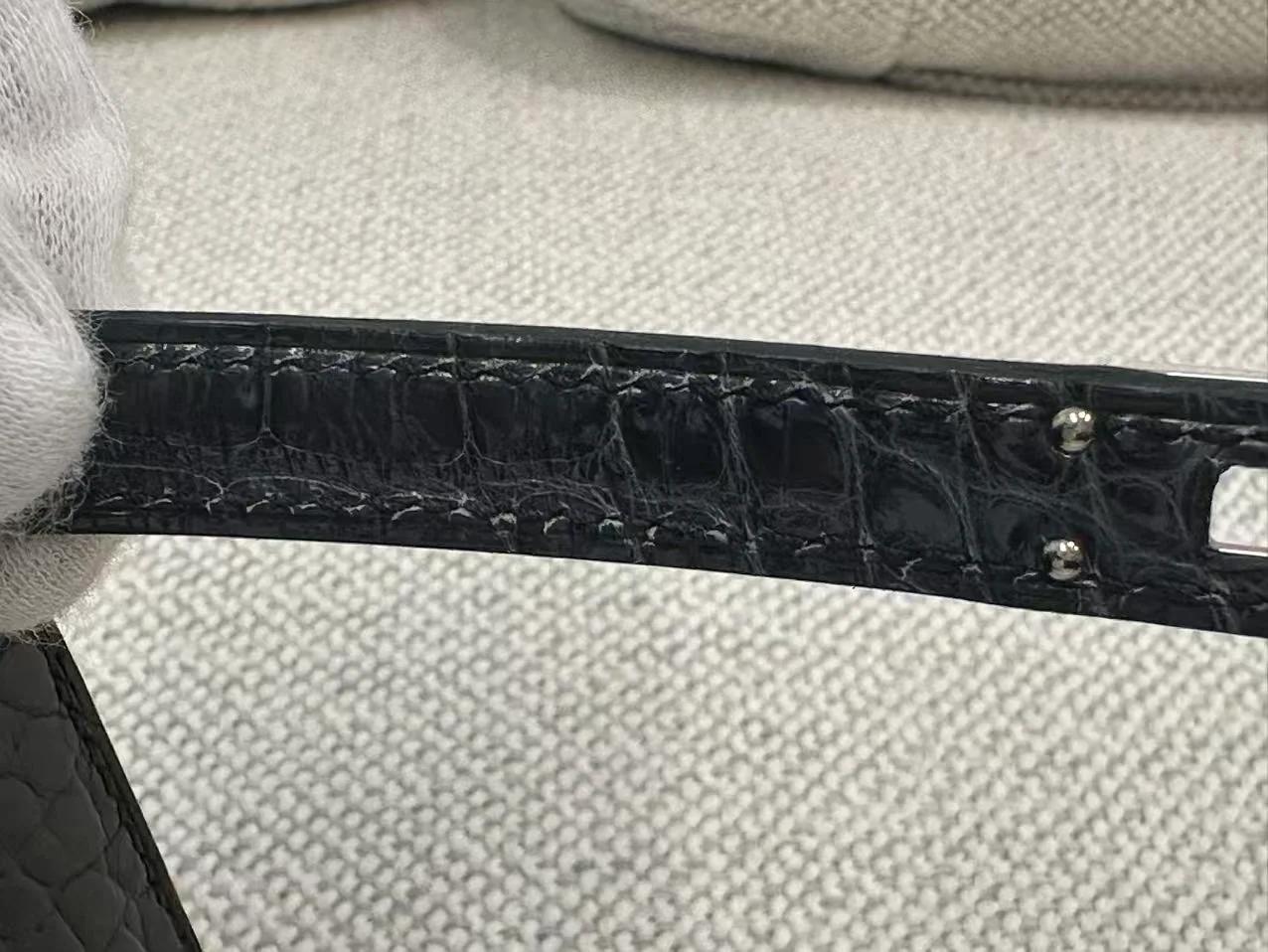 Brand New ( Rank N ) HERMÈS Kelly Pochette Noir (89) Graphite (88) Shiny Alligator Palladium hardware G (2026) - 17
