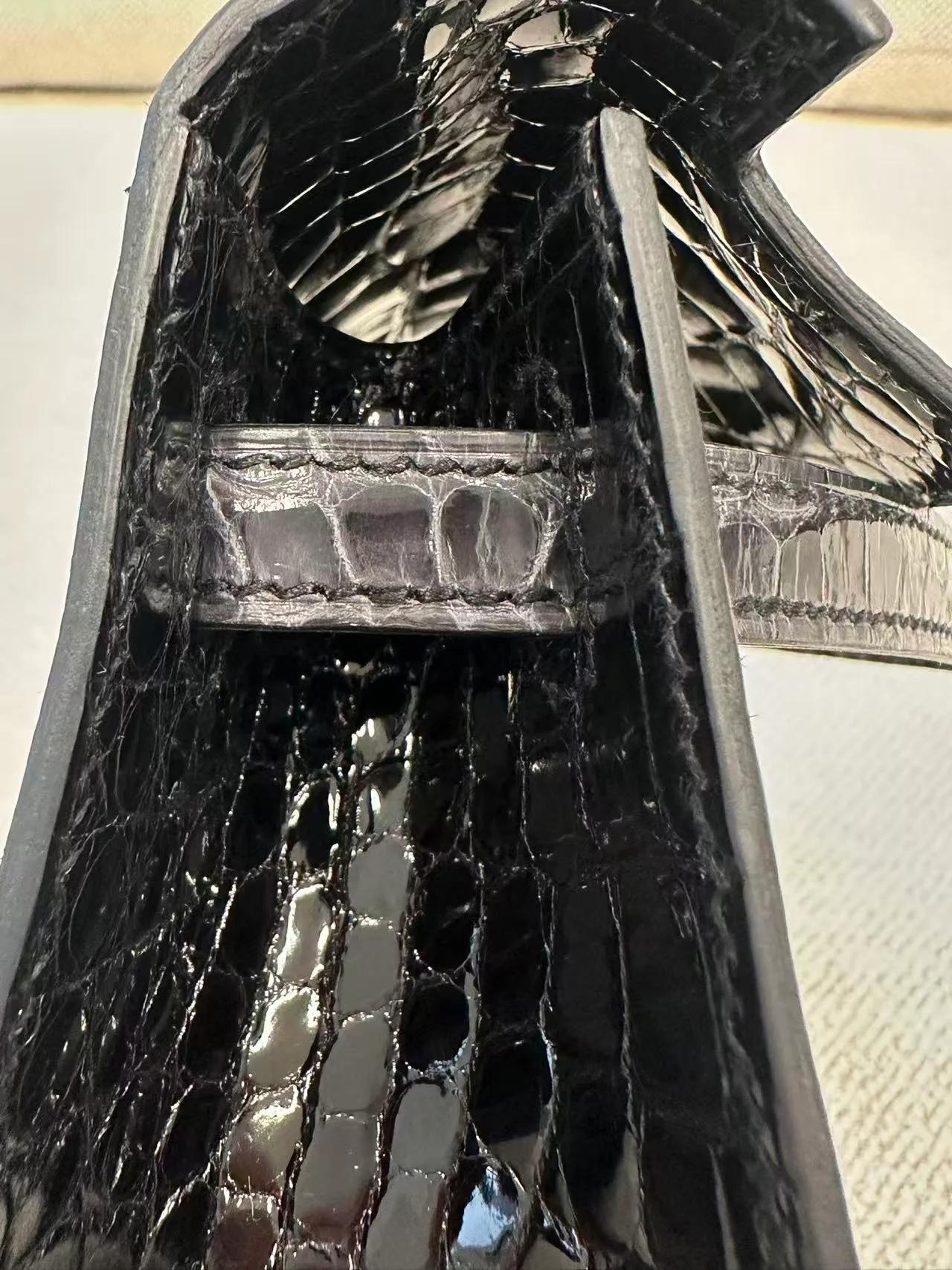 Brand New ( Rank N ) HERMÈS Kelly Pochette Noir (89) Graphite (88) Shiny Alligator Palladium hardware G (2026) - 9
