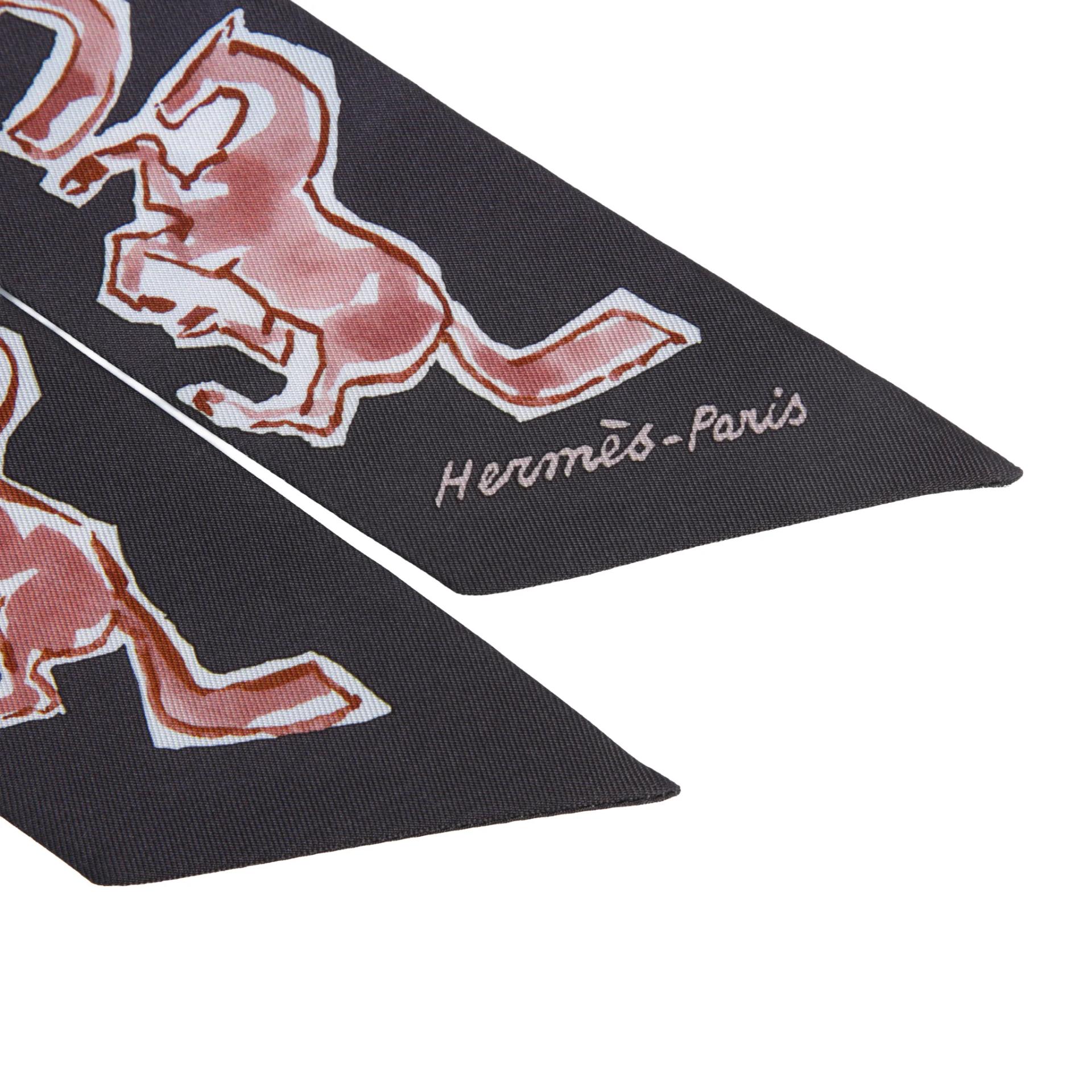 未使用保存品 HERMÈS 爱马仕 Twilly 丝带 Chevaux En Liberte 黑色 棕色 真丝 - 3