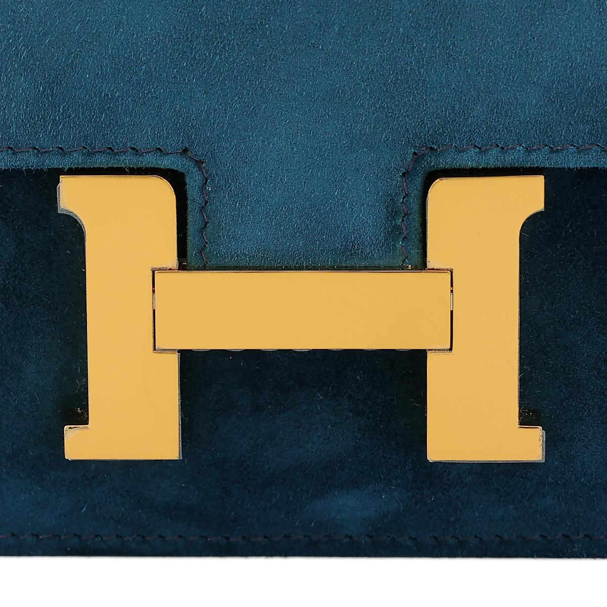 HERMÈS Constance Mini 19 shoulder bag in Blue Ocean Doblis suede with Gold hardware - 12