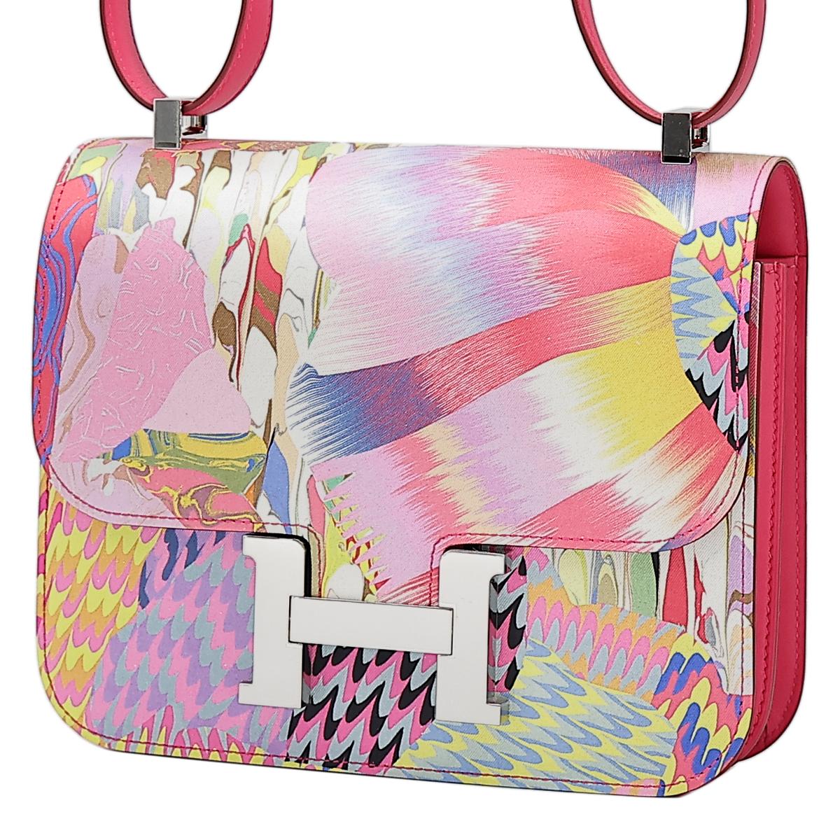 HERMÈS Limited Edition Constance 24 Marble Silk shoulder bag in Multi-Color, Rose Azalee Silk and Rose Mexico Swift leather with Palladium hardware - 2