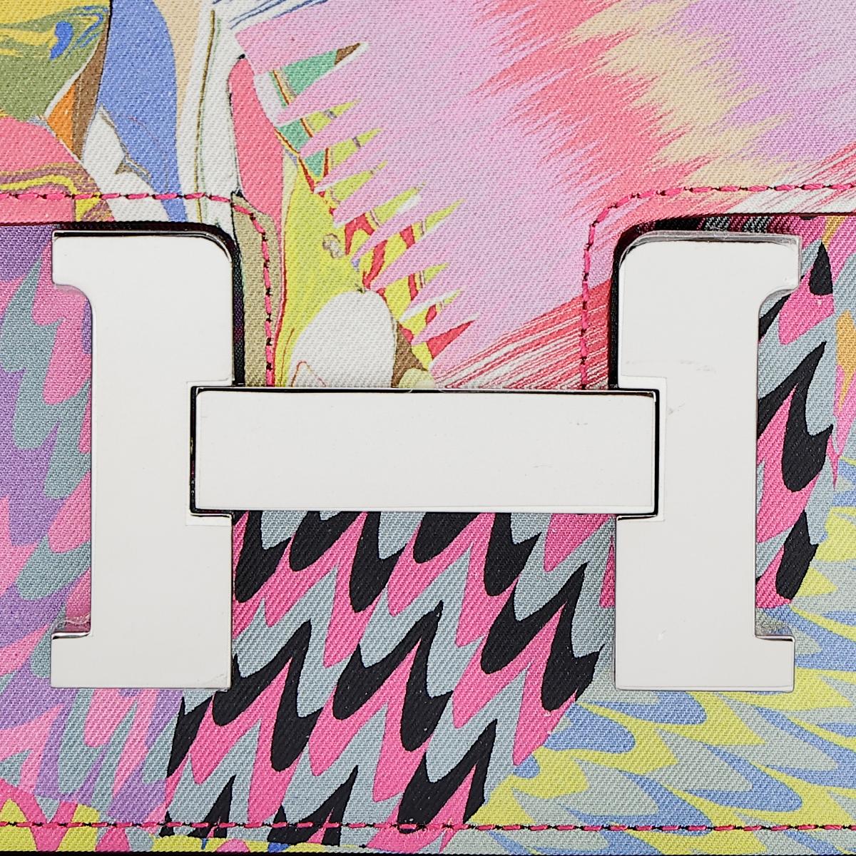 HERMÈS Limited Edition Constance 24 Marble Silk shoulder bag in Multi-Color, Rose Azalee Silk and Rose Mexico Swift leather with Palladium hardware - 12