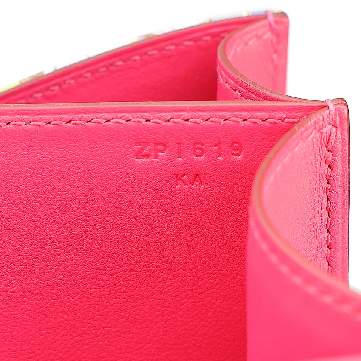 HERMÈS Limited Edition Constance 24 Marble Silk shoulder bag in Multi-Color, Rose Azalee Silk and Rose Mexico Swift leather with Palladium hardware - 16