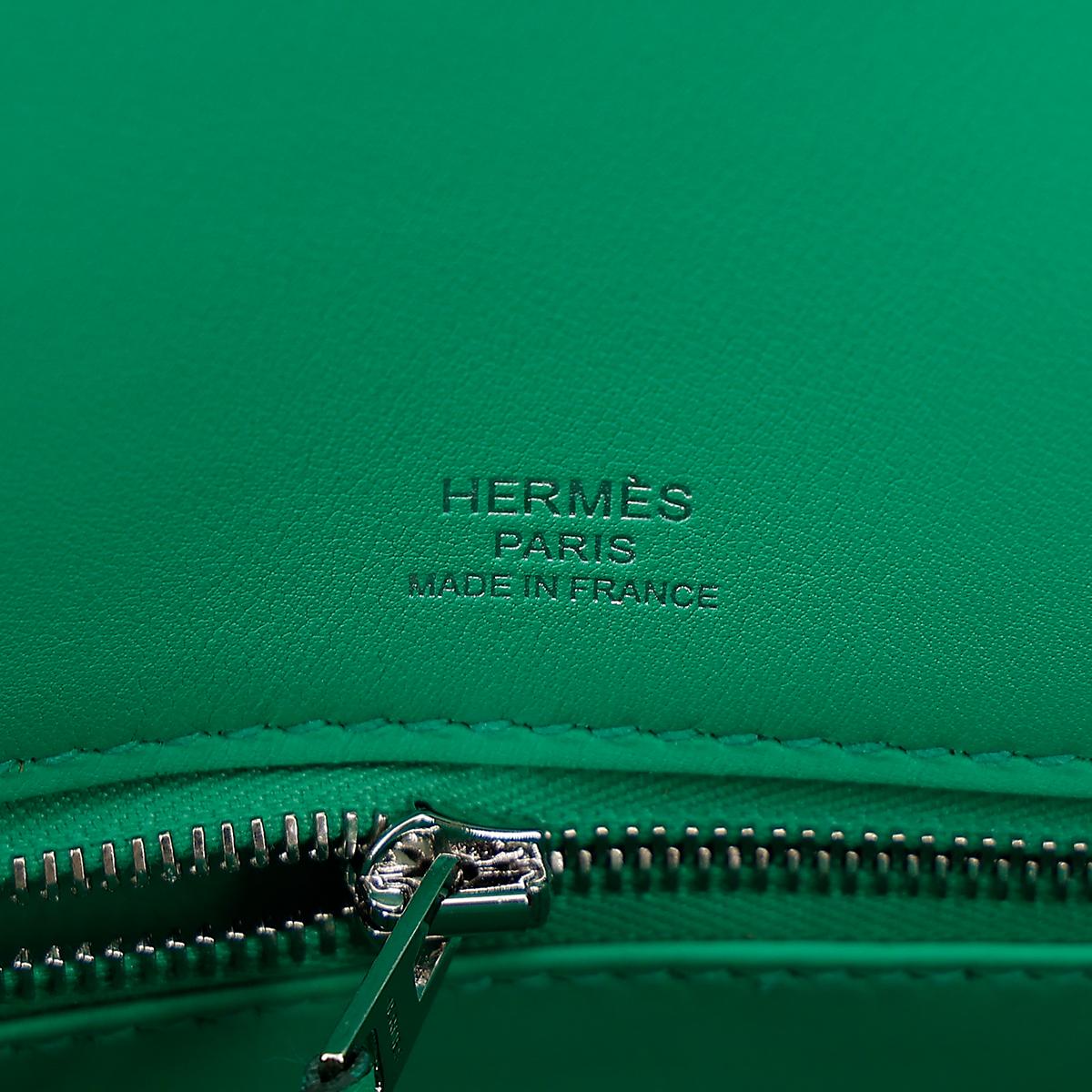 Unused ( Rank NS ) HERMÈS Limited Edition Shadow Birkin 25 handbag in Menthe Swift leather with Palladium hardware - 14