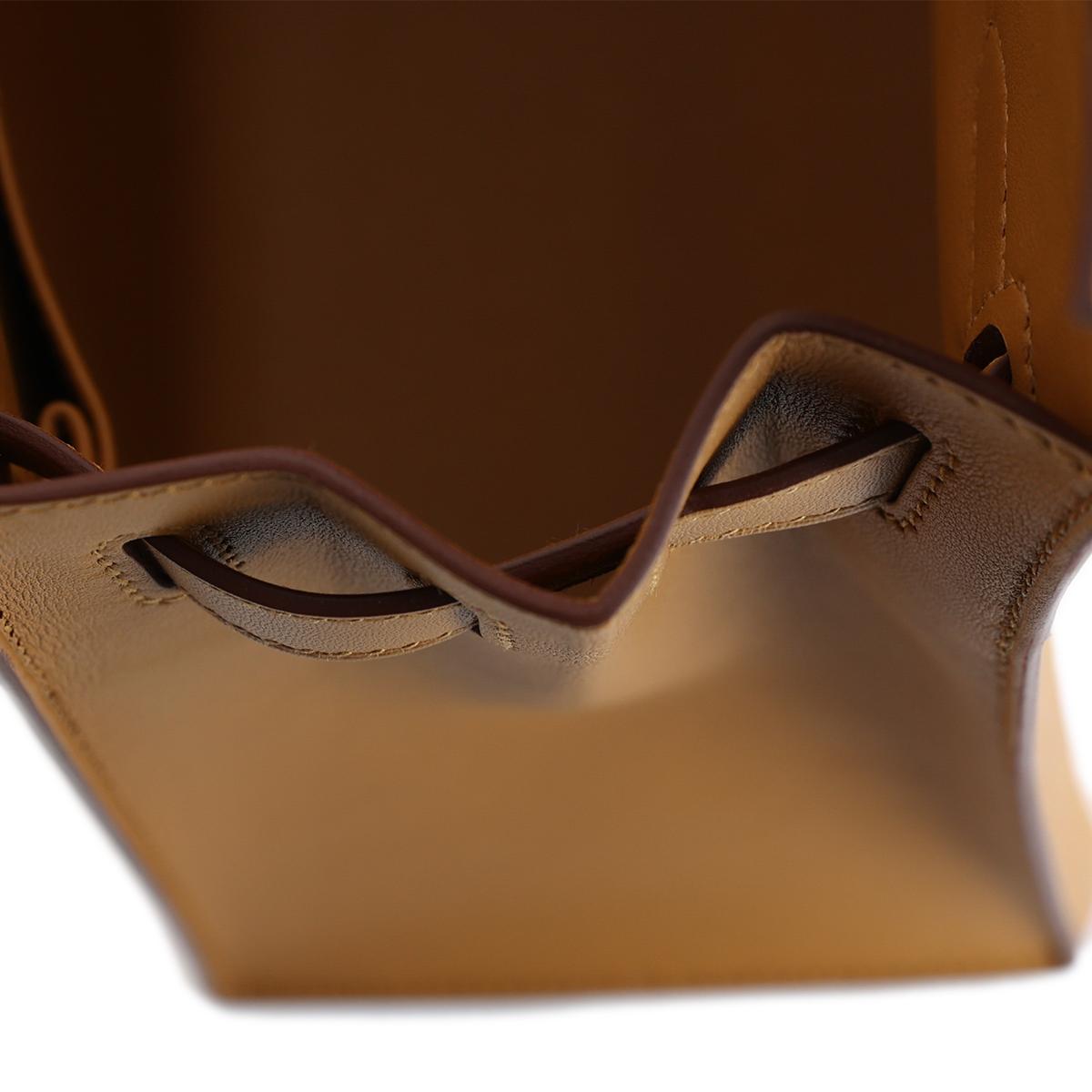 Brand New ( Rank N ) HERMÈS Limited Edition Kelly 28 Sellier Sesame (2S) Swift Toile H canvas Palladium hardware Z (2021) - 15