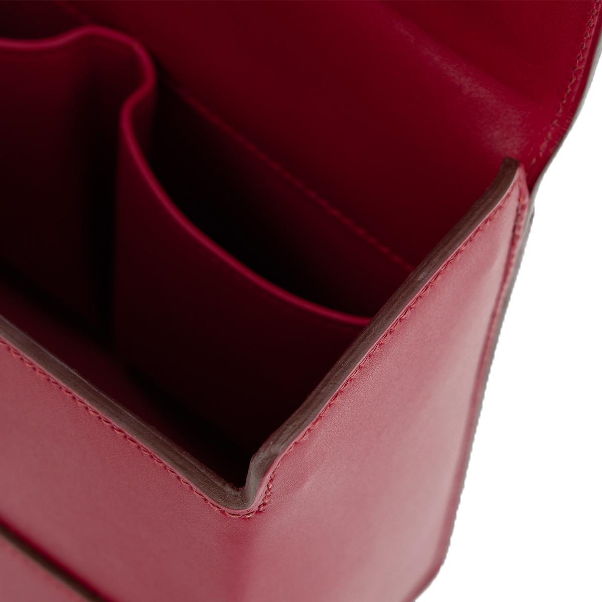 HERMÈS Cinhetic Box Bag in Rubis Tadelakt leather with Palladium hardware - 18