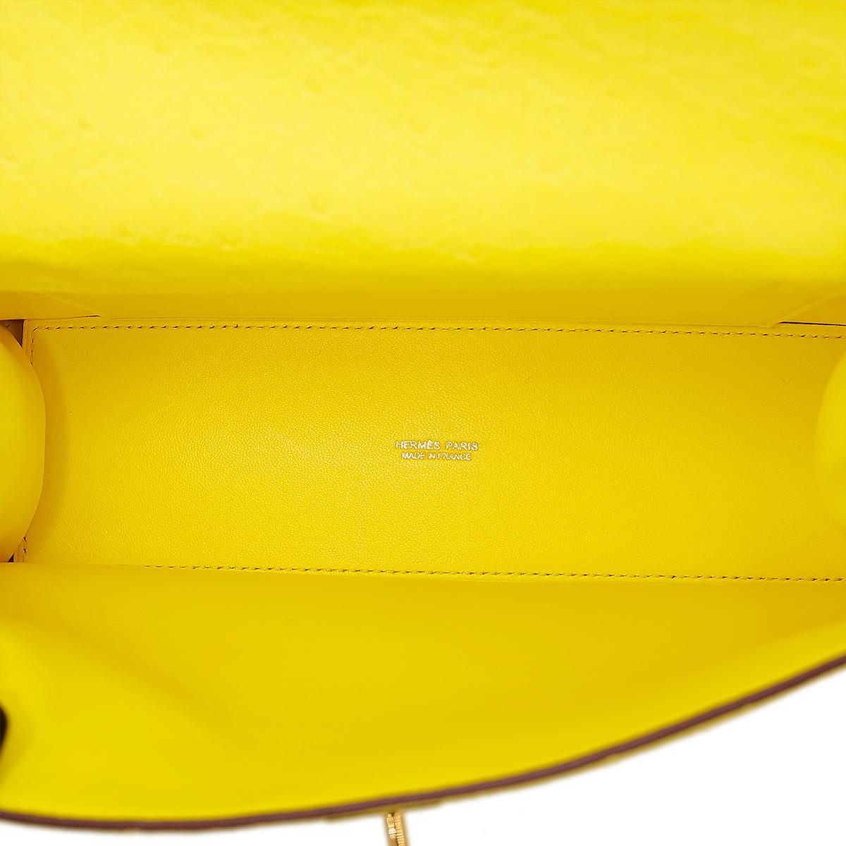 HERMÈS Ostrich Kelly Danse handbag in Jaune Citron with Gold hardware - 14