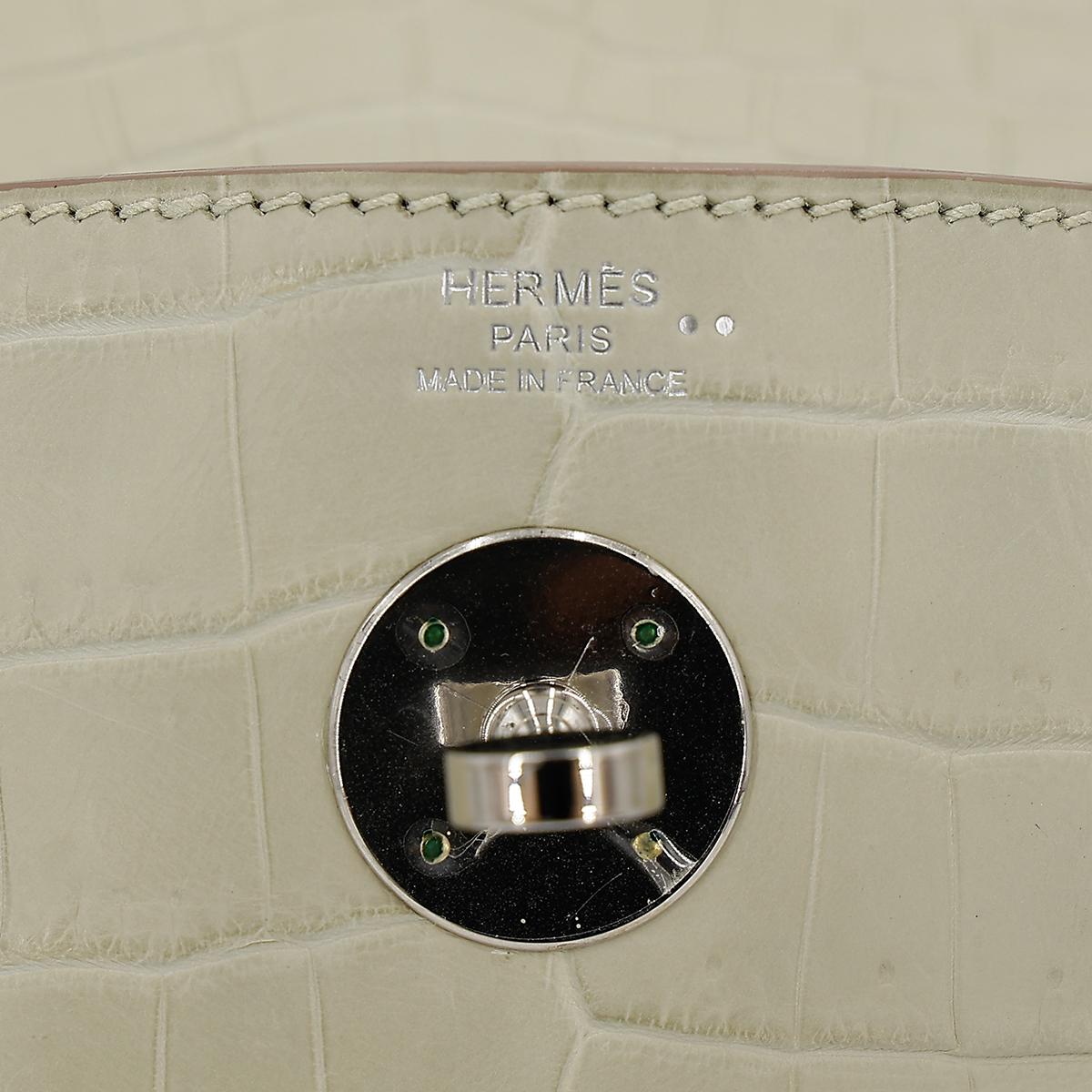 Very Good ( Rank A) HERMÈS Lindy 26 Beton (8L) Matte Niloticus Crocodile Palladium hardware X (2016) - 14