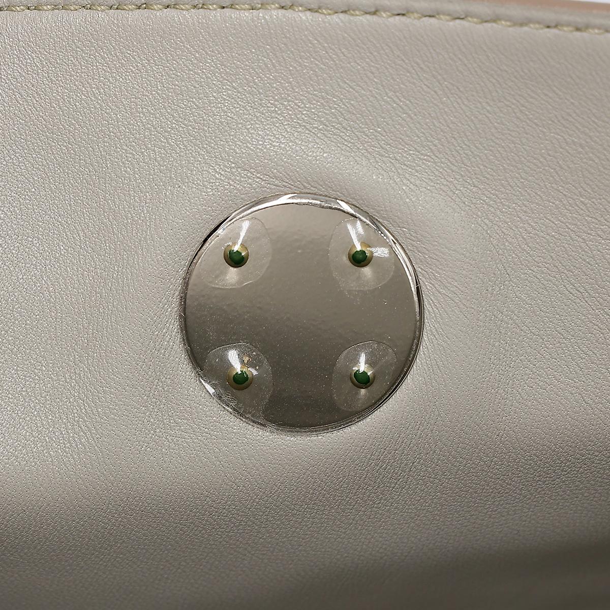 Very Good ( Rank A) HERMÈS Lindy 26 Beton (8L) Matte Niloticus Crocodile Palladium hardware X (2016) - 13