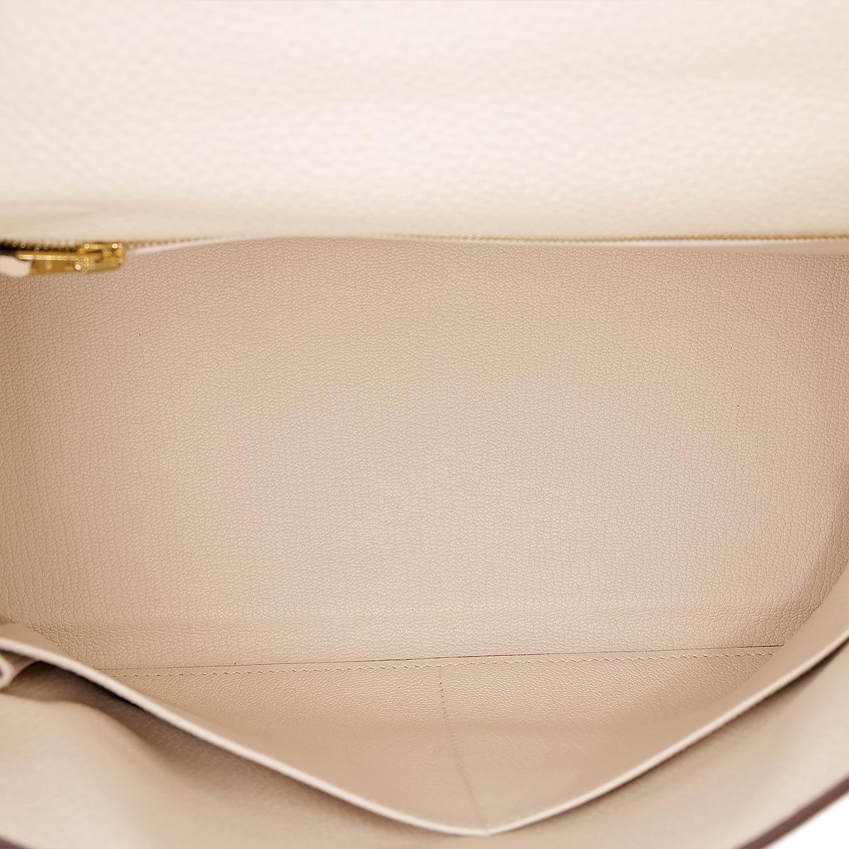 HERMÈS Kelly 28 handbag in Nata Clemence leather with Gold hardware - 15