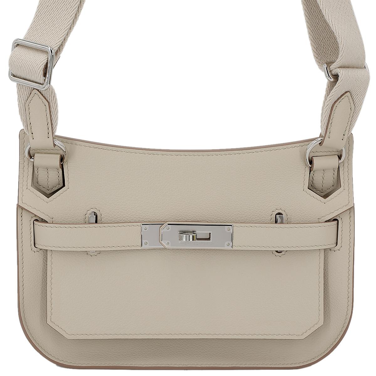 HERMÈS Jypsiere Mini shoulder bag in Beton Evercolor leather with Palladium hardware - 1