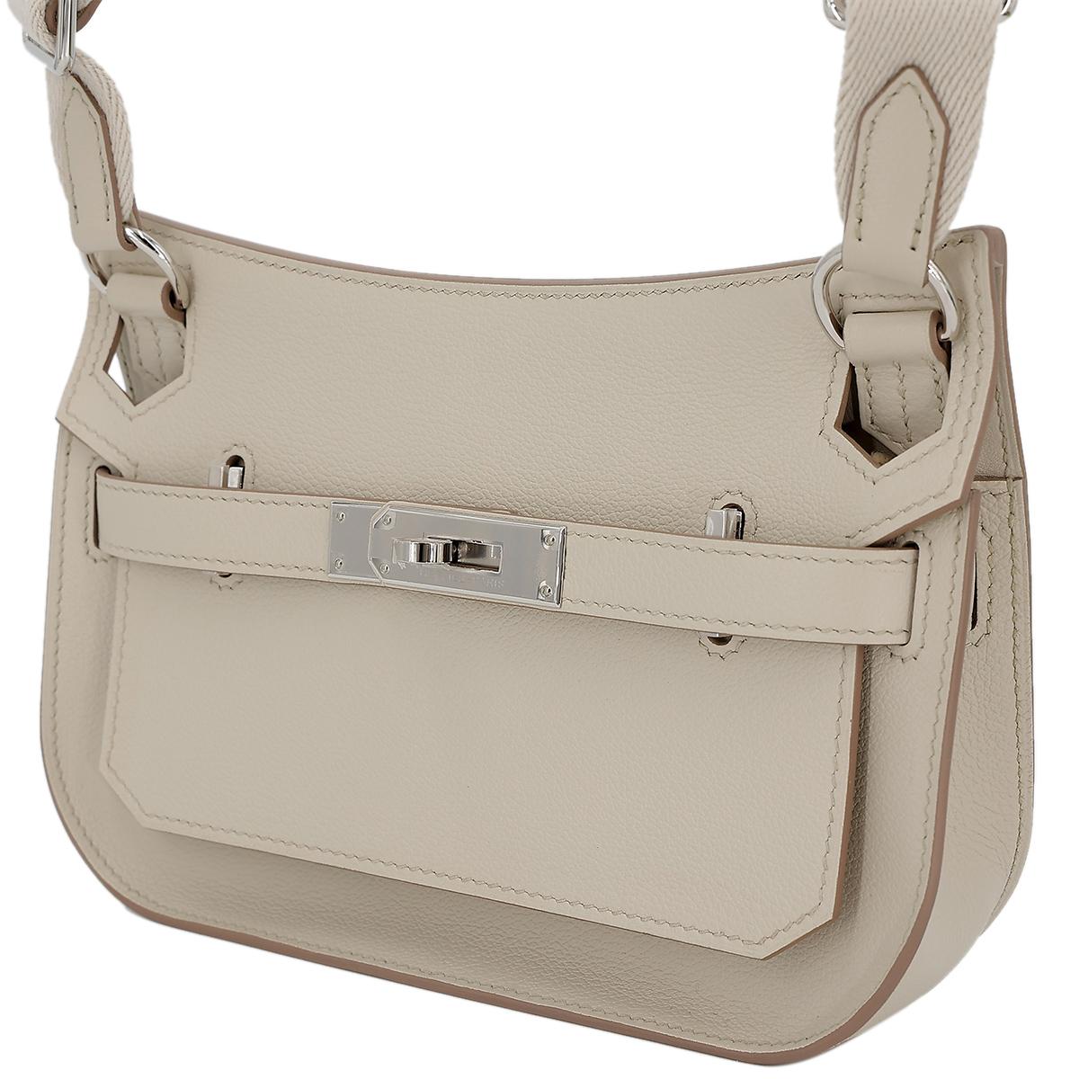 HERMÈS Jypsiere Mini shoulder bag in Beton Evercolor leather with Palladium hardware - 2