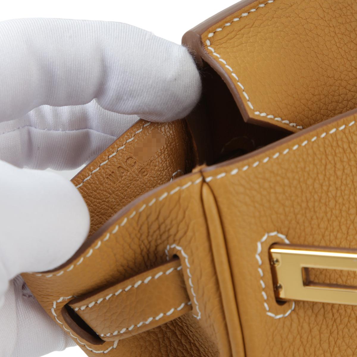 HERMÈS Birkin 25 handbag in Natural Sable Togo leather with Gold hardware - 17