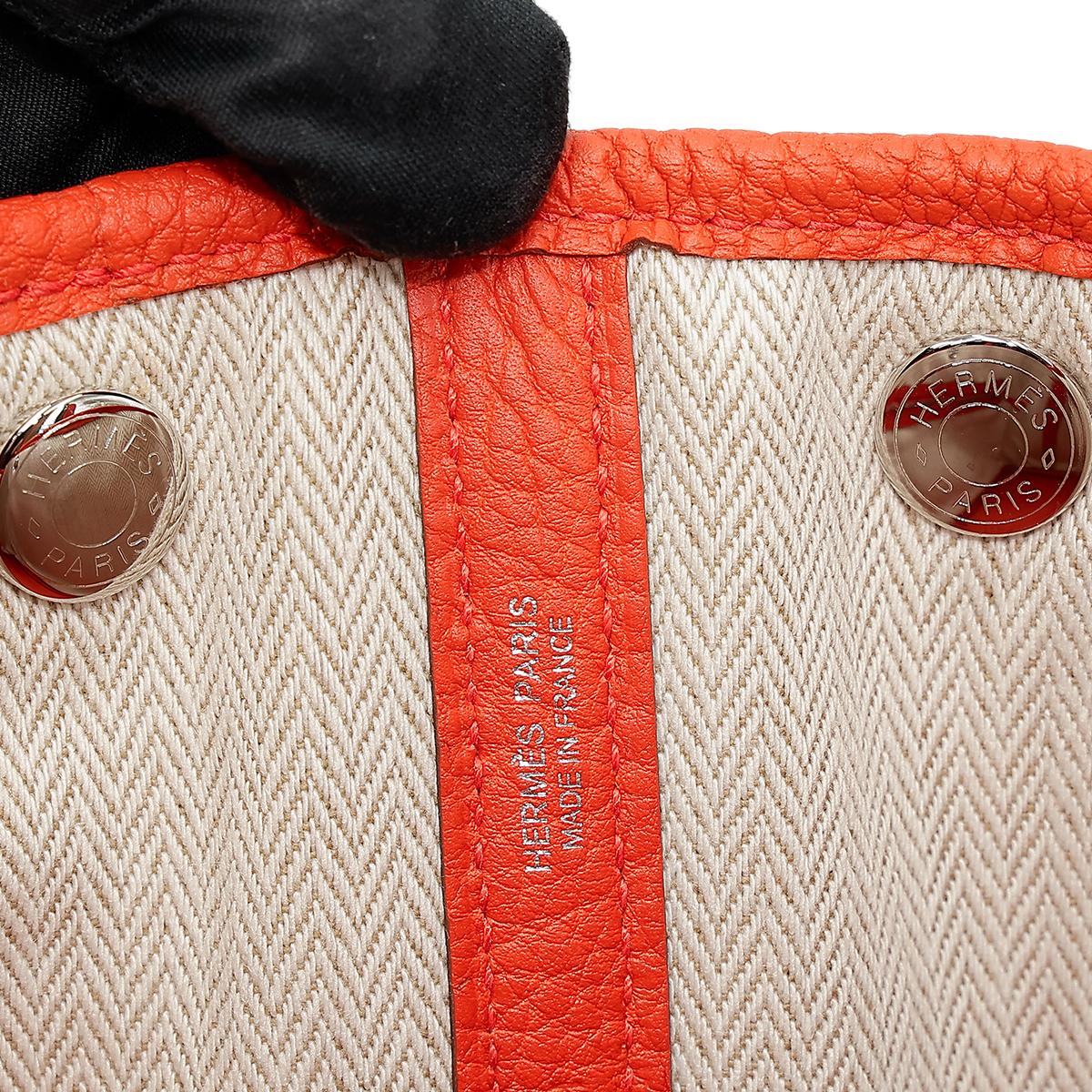 HERMÈS Garden Party TPM handbag in Capucine Negonda leather with Palladium hardware - 16