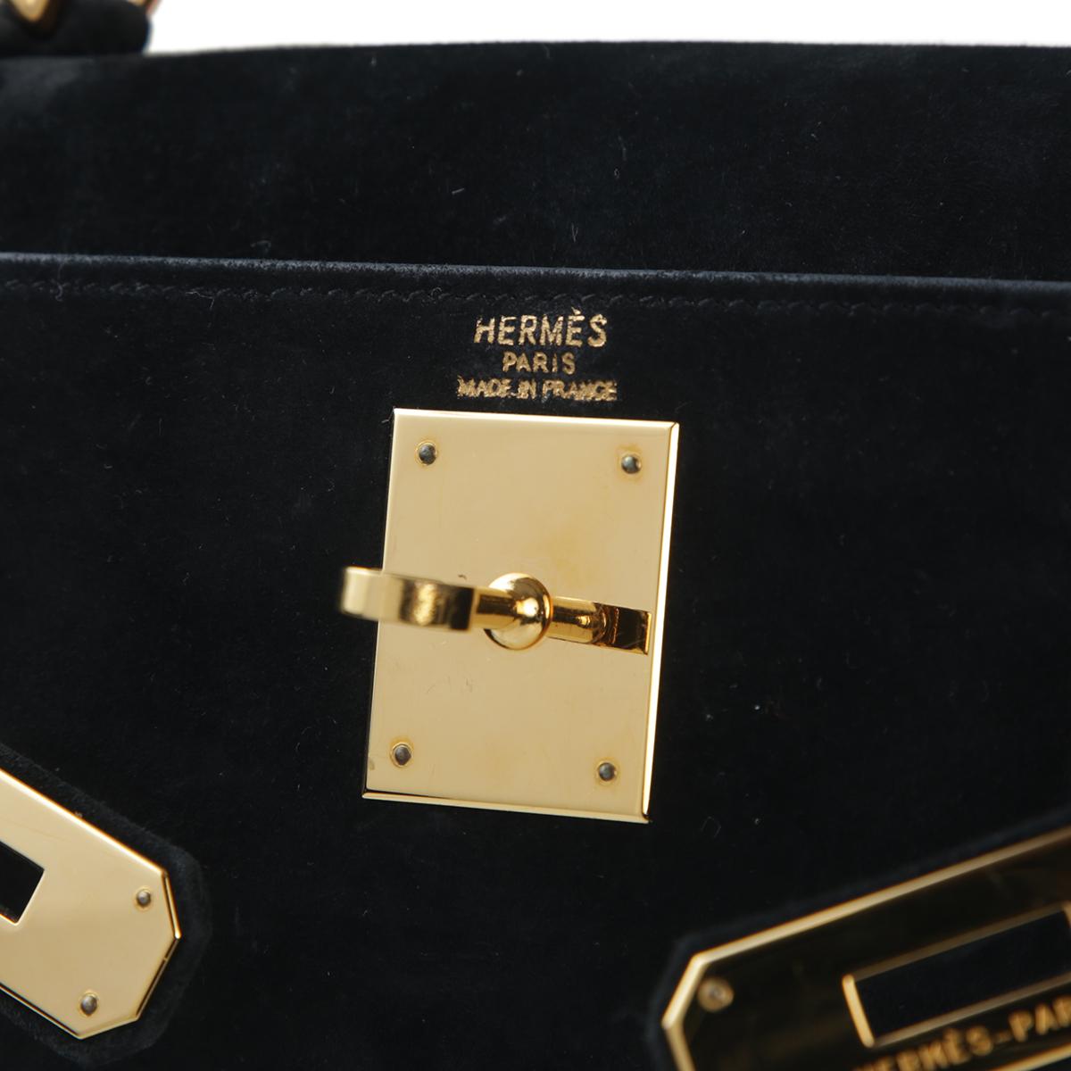 Good ( Rank AB) HERMÈS Kelly 28 Sellier Black (89) Doblis Suede Gold hardware - 18