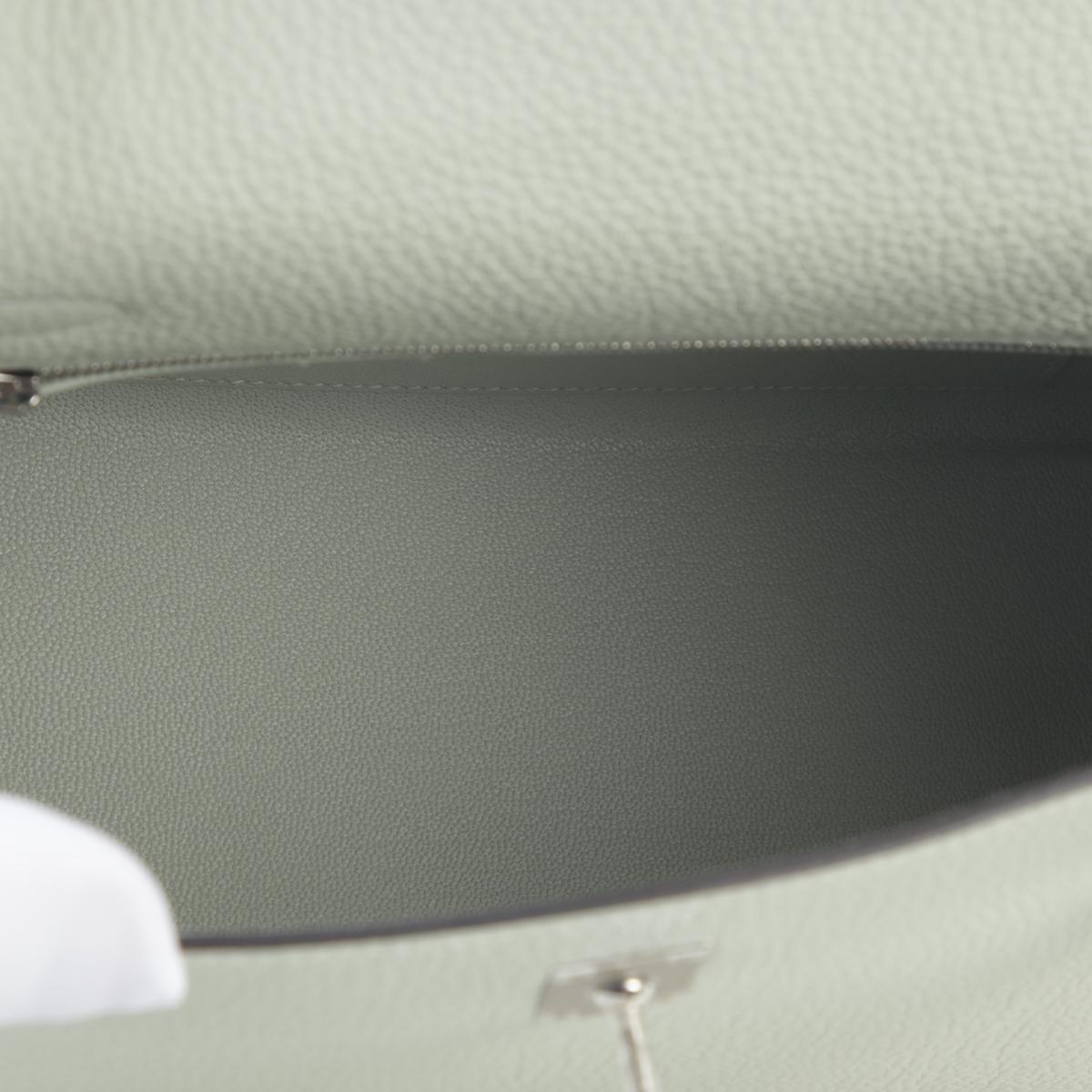 Brand New ( Rank N ) HERMÈS Kelly 25 Gris Neve (0W) Togo Palladium hardware B (2023) - 14