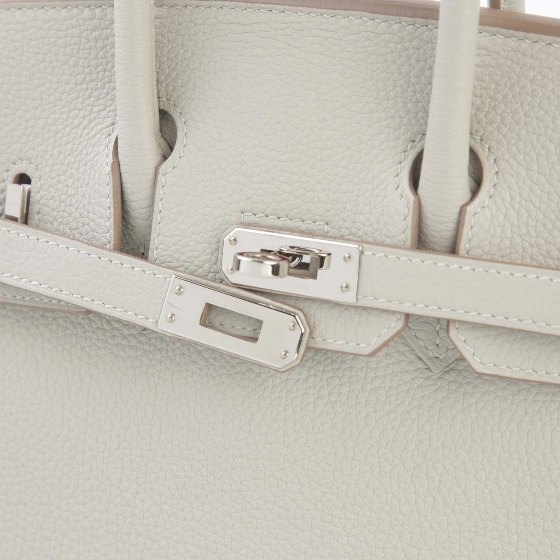 Excellent ( Rank SA ) HERMÈS Birkin 25 Verso Gris Perle (80) Nata (I2) Togo Palladium hardware U (2022) - 8