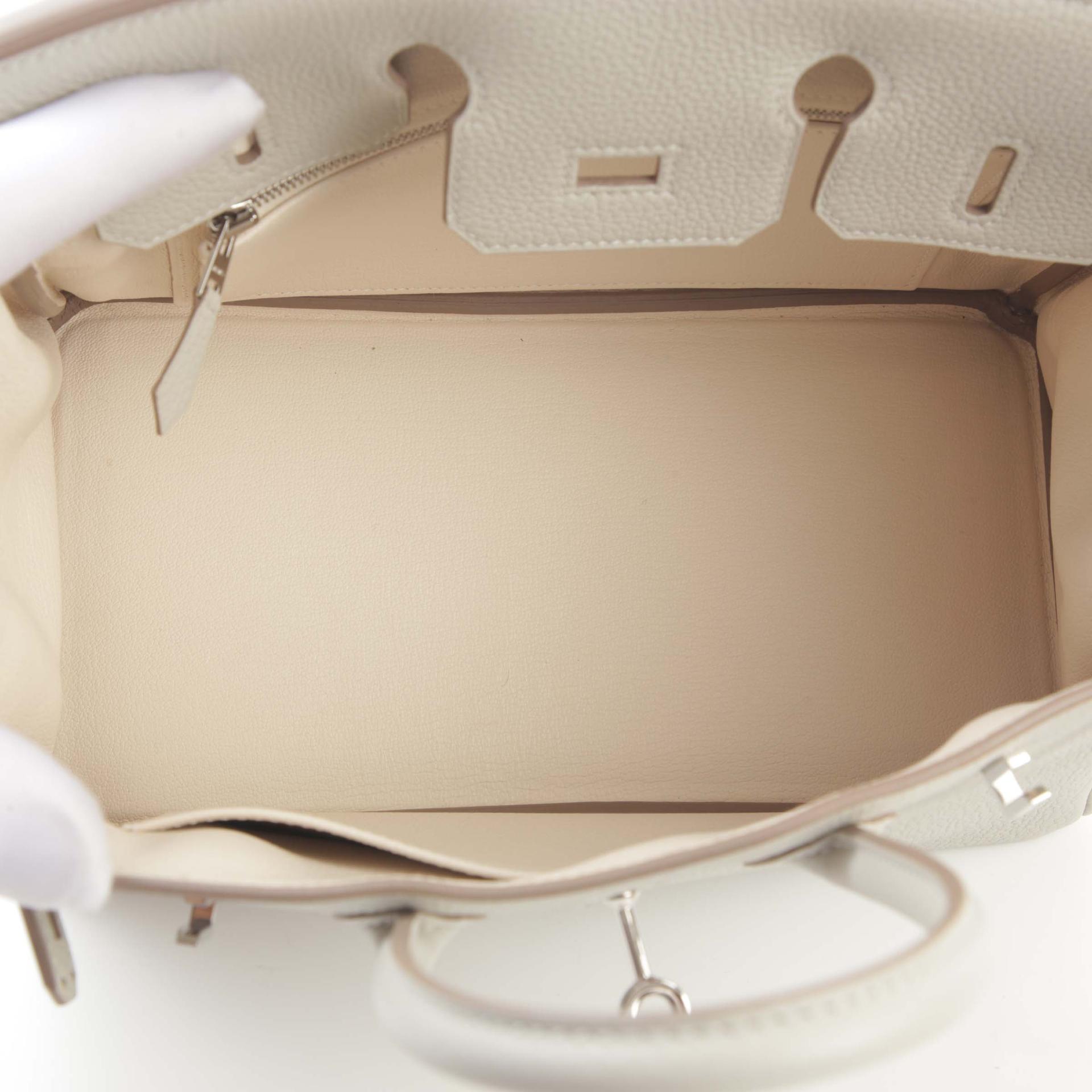 Excellent ( Rank SA ) HERMÈS Birkin 25 Verso Gris Perle (80) Nata (I2) Togo Palladium hardware U (2022) - 10