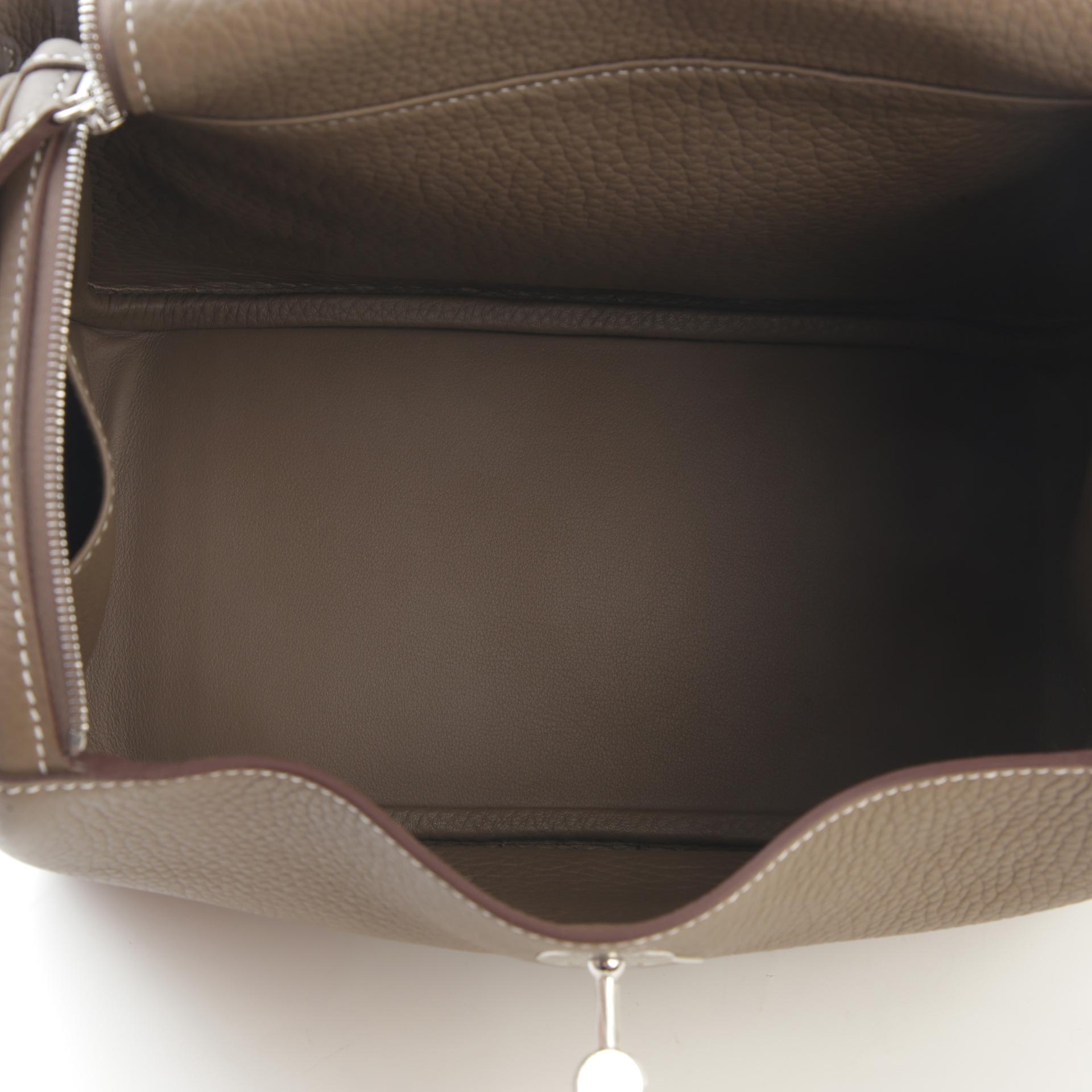 Brand New ( Rank N ) HERMÈS Lindy 26 Etoupe (18) Clemence Palladium hardware W (2024) - 11