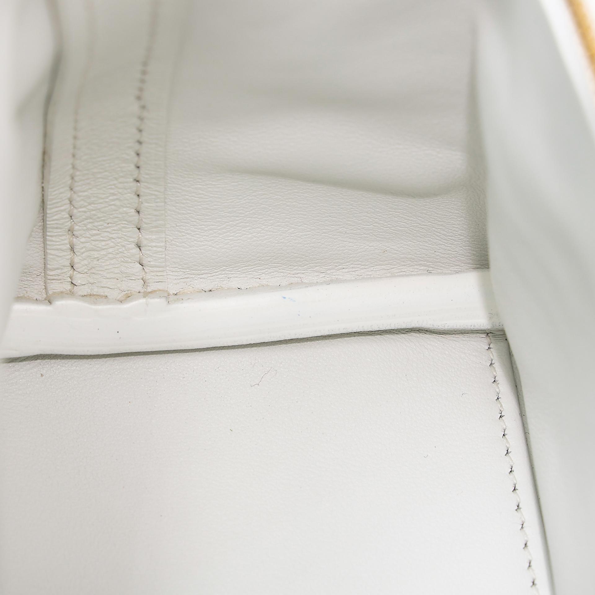 Excellent ( Rank SA ) HERMÈS 24/24 - 21 mini White (01) Evercolor Gold hardware B (2023) - 16