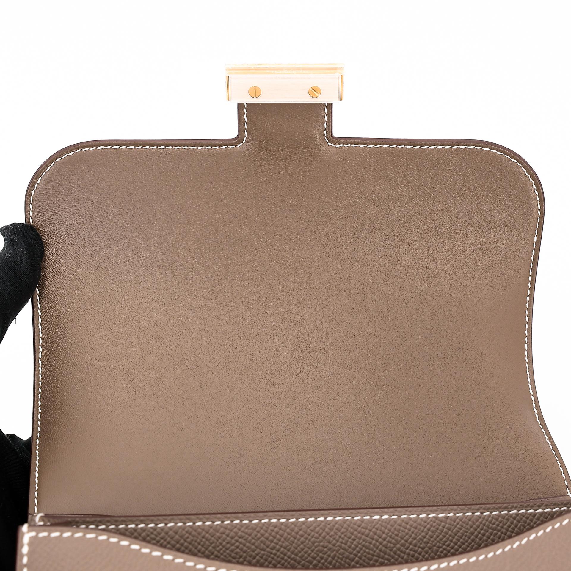 Unused ( Rank NS ) HERMÈS Constance Mini Etoupe (18) Epsom Gold hardware B (2023) - 10