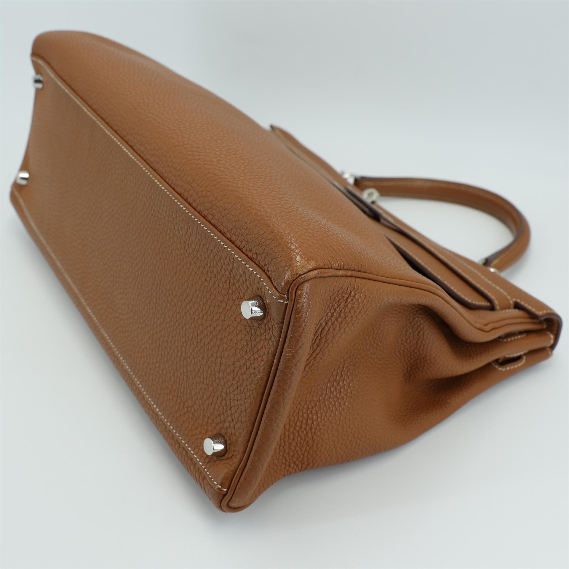 Very Good ( Rank A) HERMÈS Kelly 35 Gold (37) Clemence Palladium hardware Square O (2011) - 7