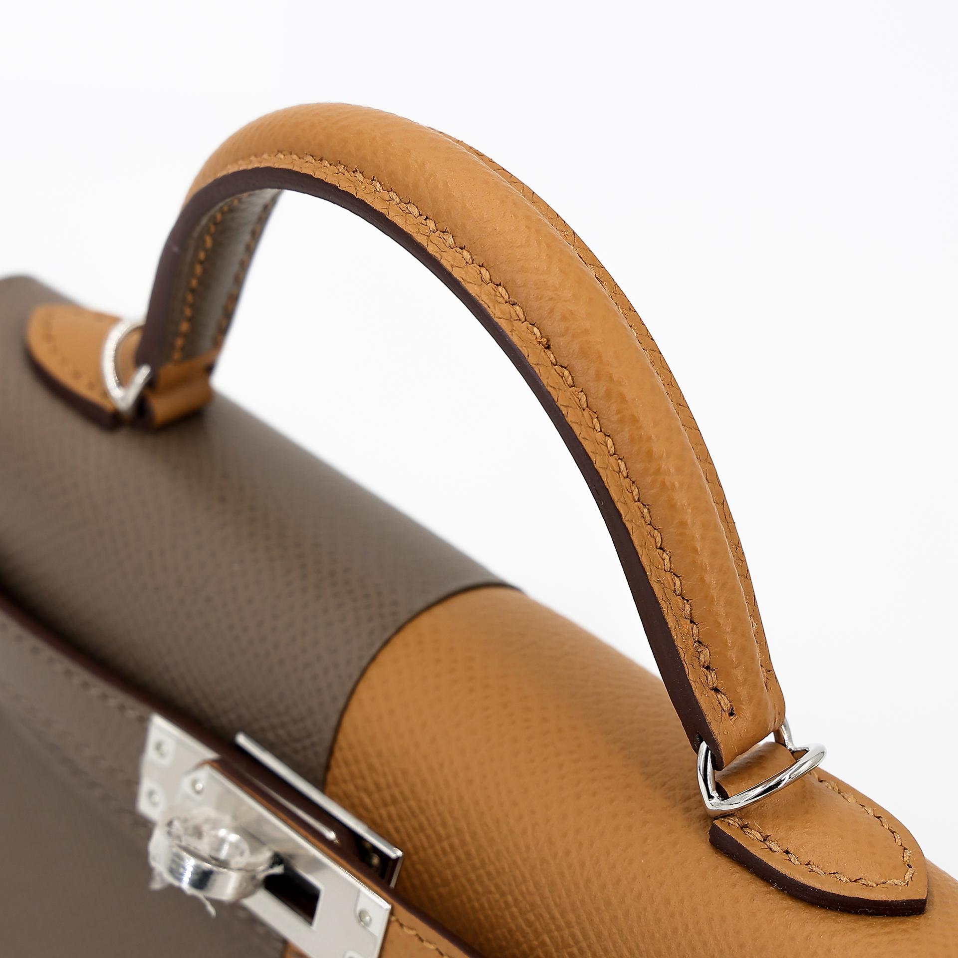 Unused ( Rank NS ) HERMÈS Limited Edition Mini Kelly II Casaque Etoupe (18) Sesame (2S) Bleu Indigo (76) Epsom Palladium hardware Z (2021) - 3