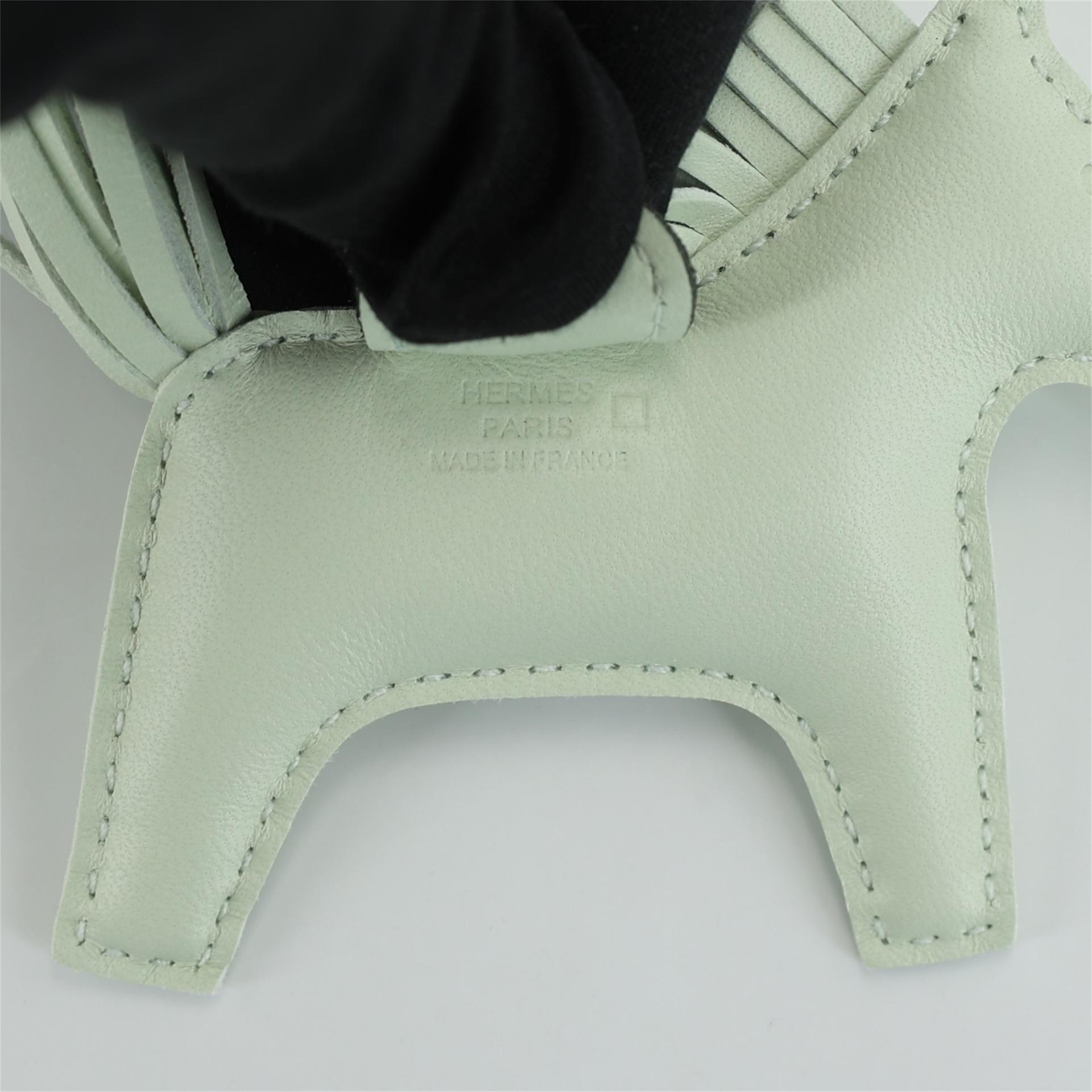 Unused ( Rank NS ) HERMÈS Rodeo PM Touch Vert Fizz (0S) Vert d’Eau (6U) Agneau Alligator U (2022) - 6
