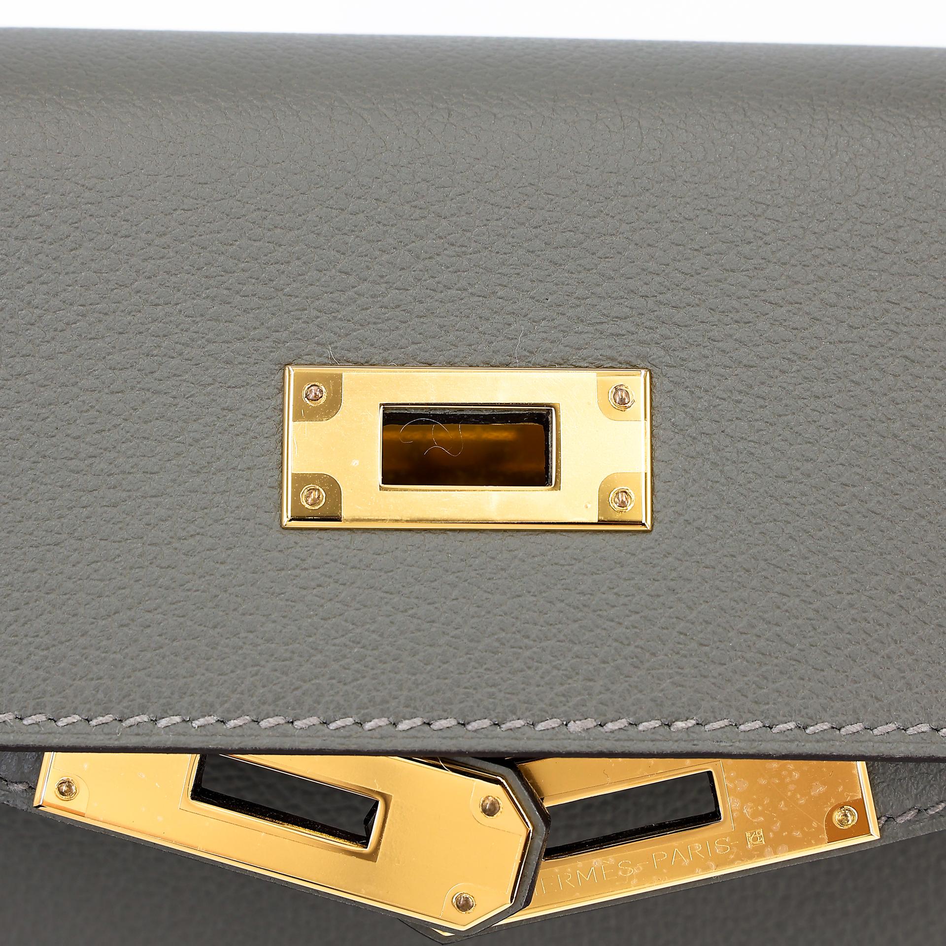Brand New ( Rank N ) HERMÈS Kelly 28 Gris Meyer (0L) Evercolor Gold hardware W (2024) - 9