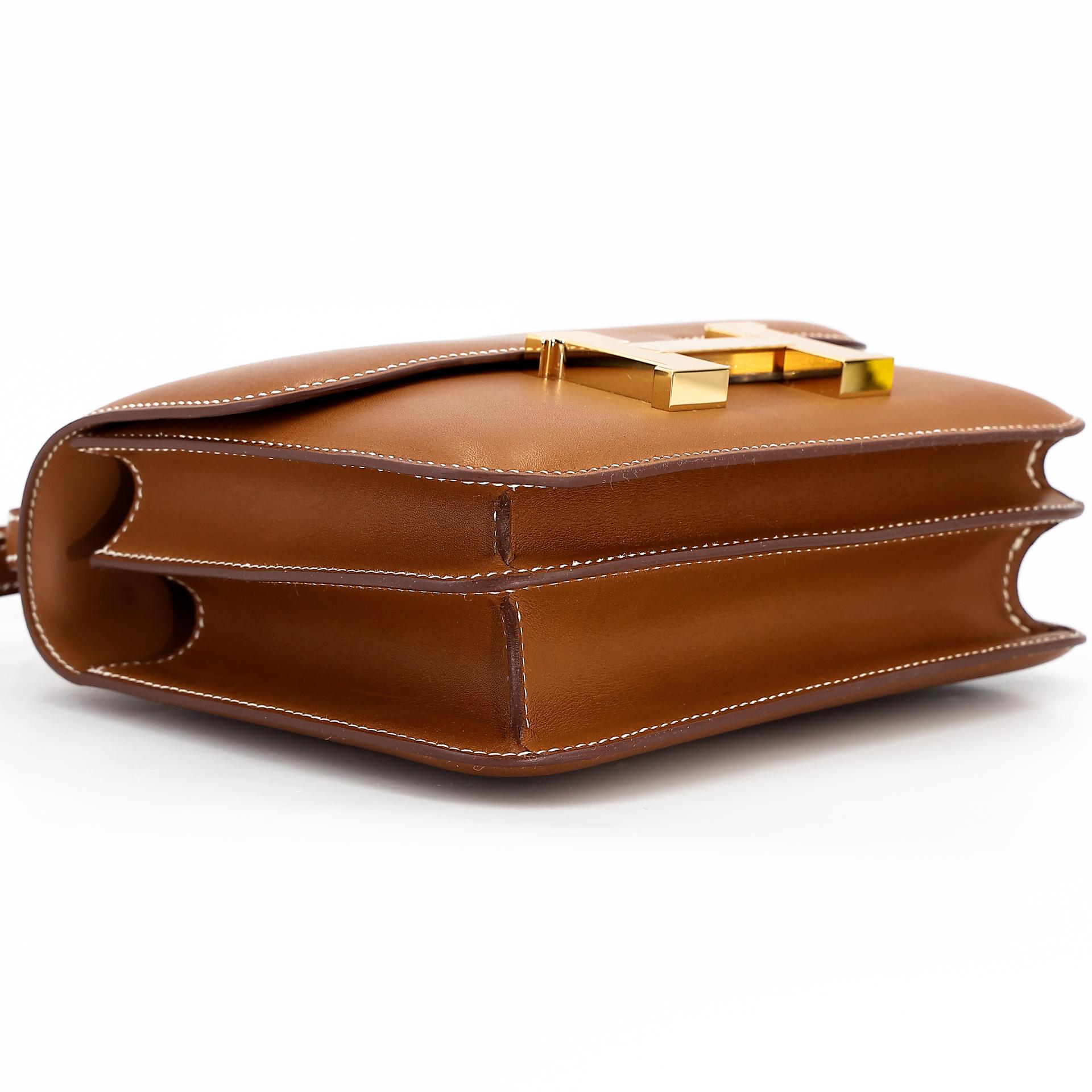 Unused ( Rank NS ) HERMÈS Constance Mini Fauve (34) Barenia Gold hardware Y (2020) - 5