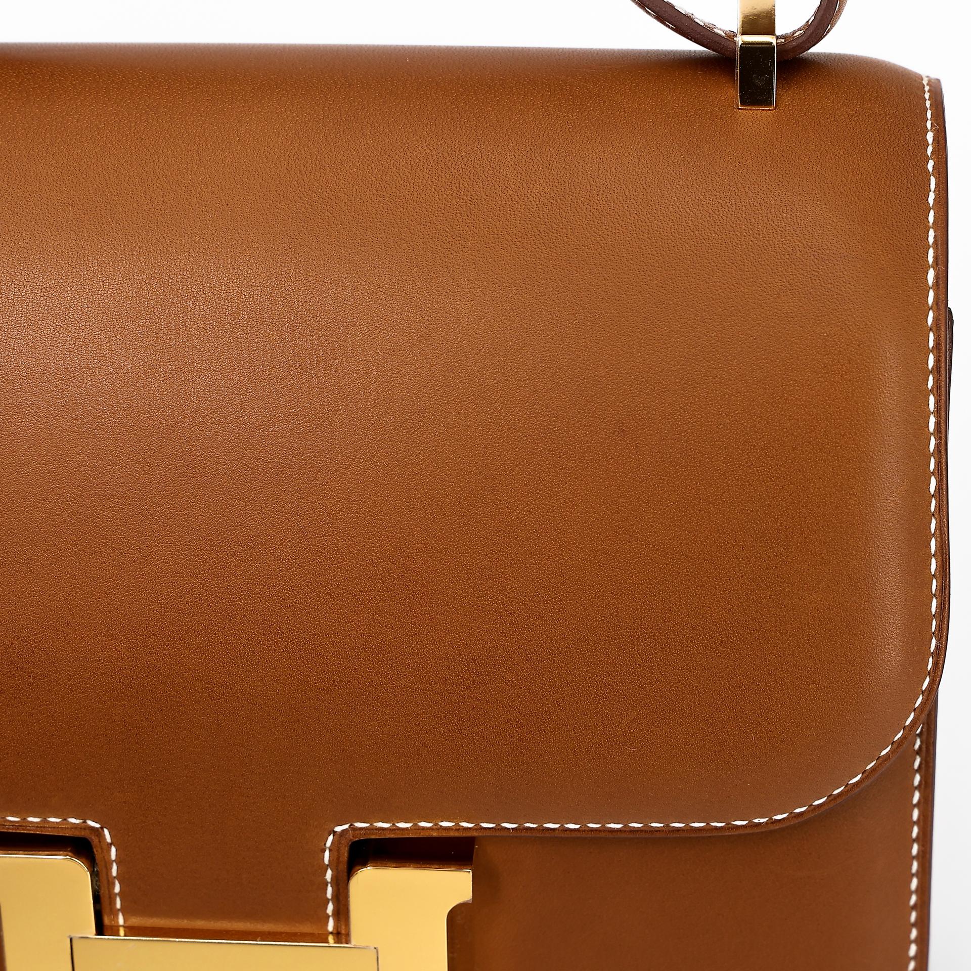 Unused ( Rank NS ) HERMÈS Constance Mini Fauve (34) Barenia Gold hardware Y (2020) - 16