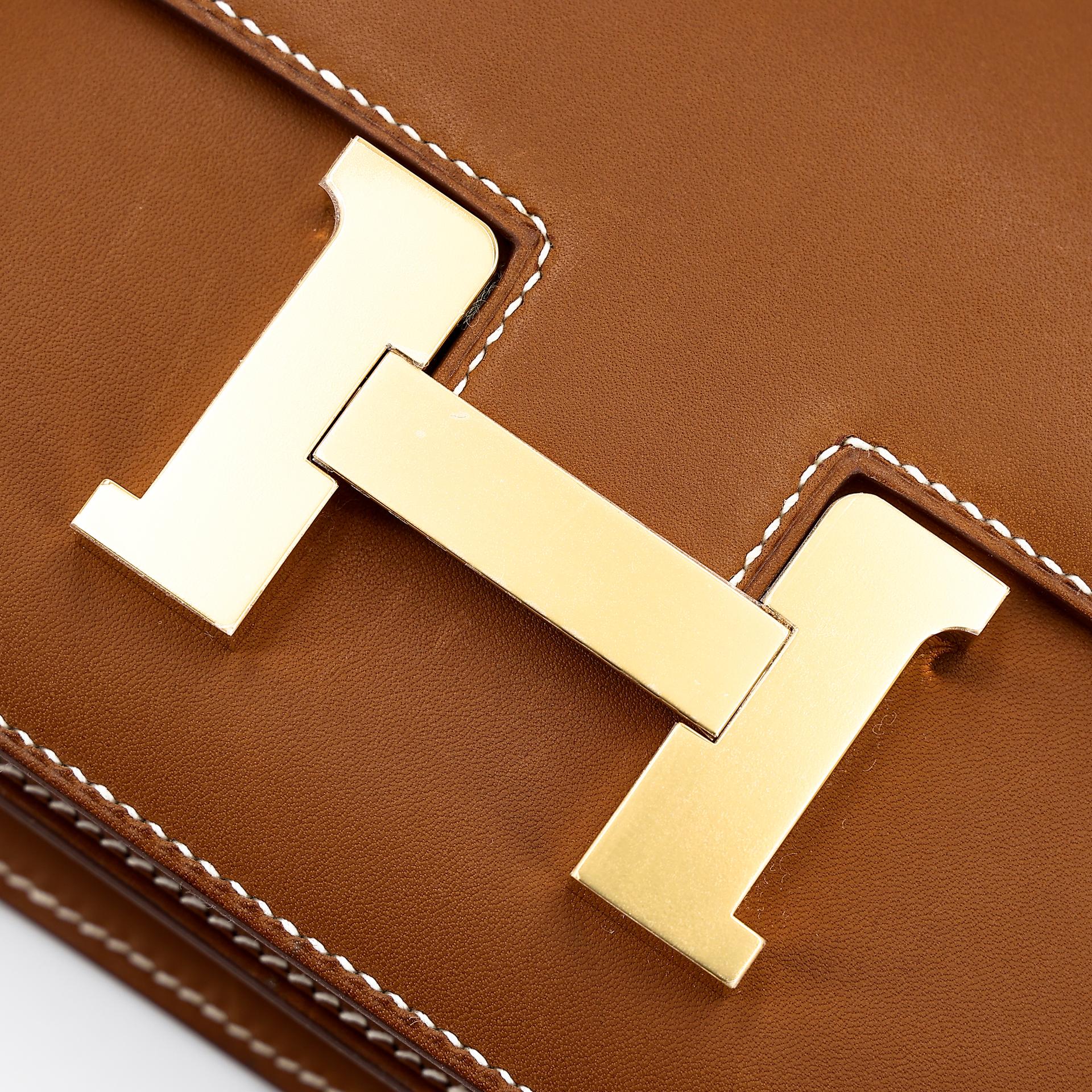 Unused ( Rank NS ) HERMÈS Constance Mini Fauve (34) Barenia Gold hardware Y (2020) - 17