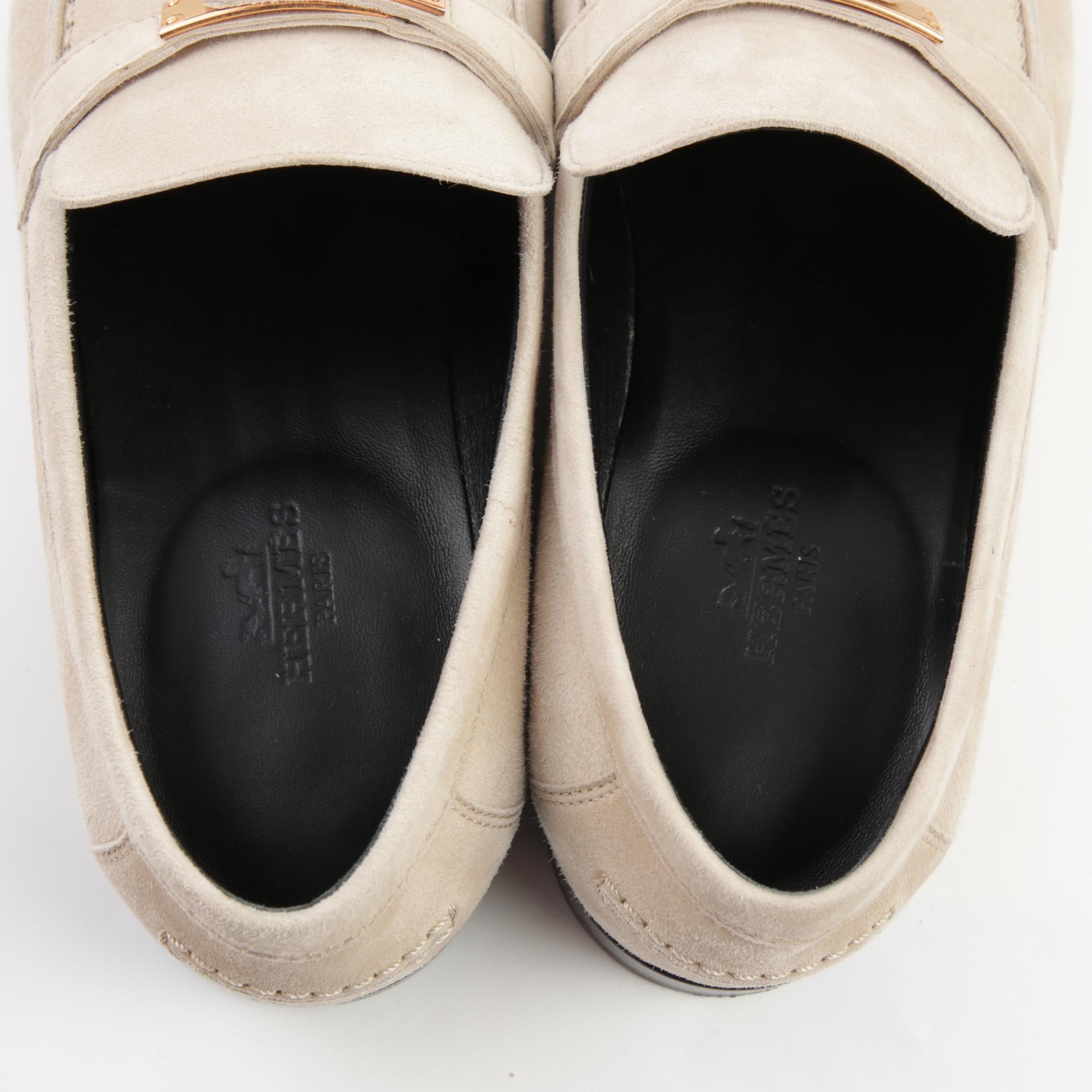 Good ( Rank AB) HERMÈS Destin loafer Beige Rose Gold hardware - 3