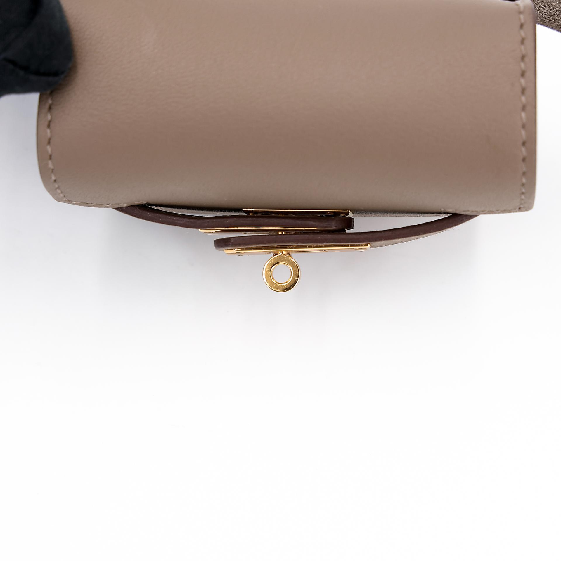Very Good ( Rank A) HERMÈS Kelly Moove Etoupe (18) Swift Gold hardware B (2023) - 28