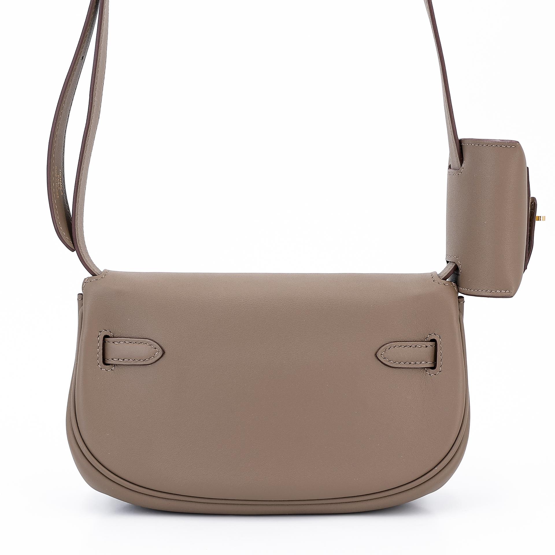 Very Good ( Rank A) HERMÈS Kelly Moove Etoupe (18) Swift Gold hardware B (2023) - 2