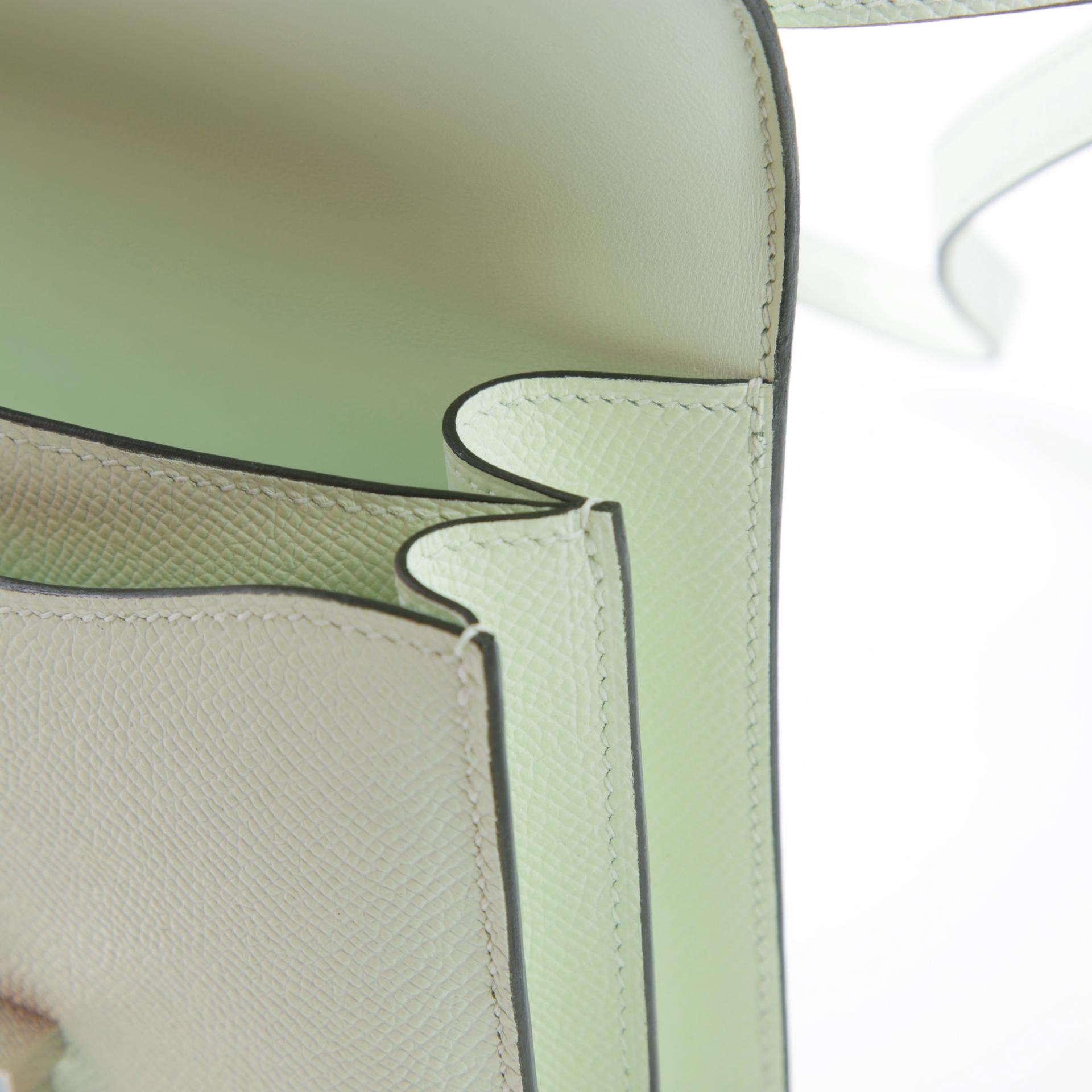 Unused ( Rank NS ) HERMÈS Constance Mini Vert Fizz (0S) Epsom Enamel hardware W (2024) - 11