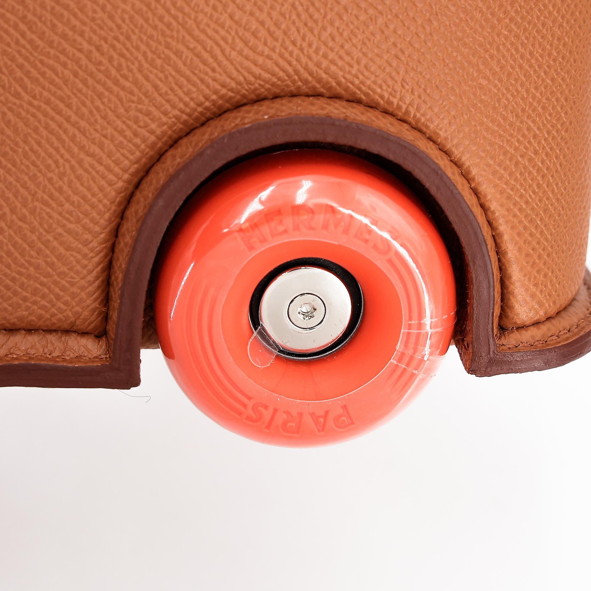 Brand New ( Rank N ) HERMÈS Limited Edition Bolide On Wheels Gold (37) Epsom Palladium hardware W (2024) - 8