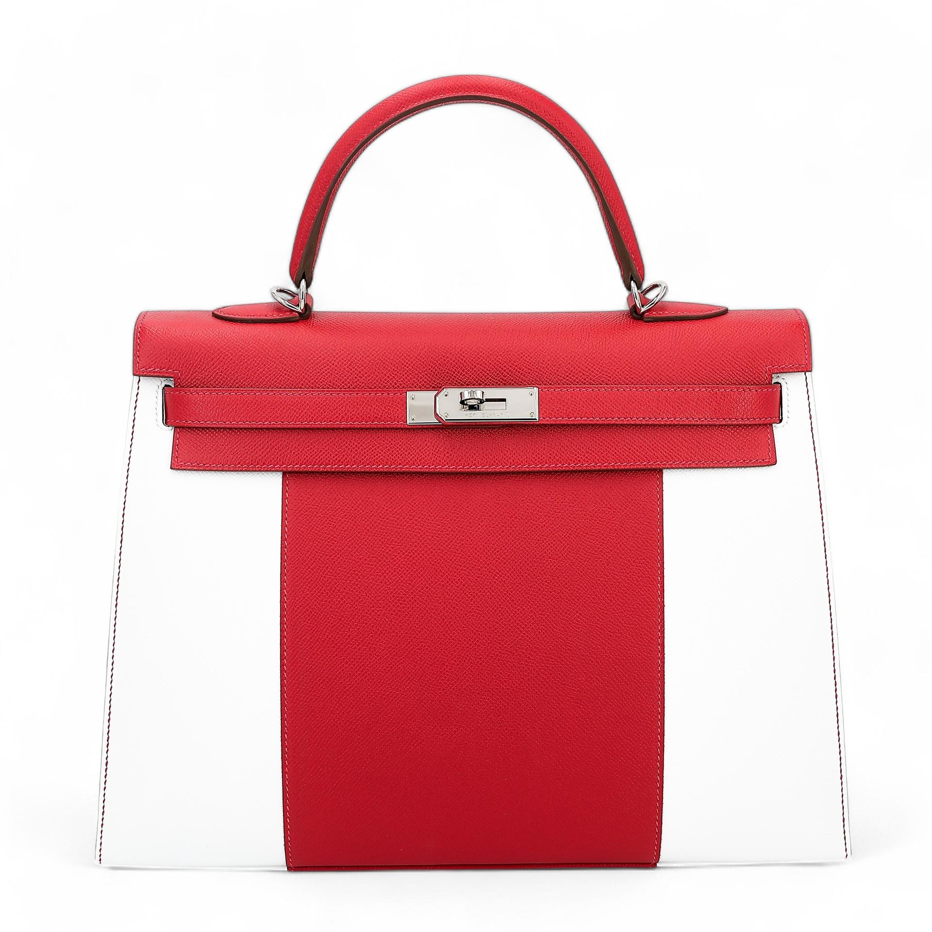 Excellent ( Rank SA ) HERMÈS Limited Edition Kelly 35 Flag Sellier White (01) Rouge Casaque (Q5) Epsom Palladium hardware Square Q (2013) - 1