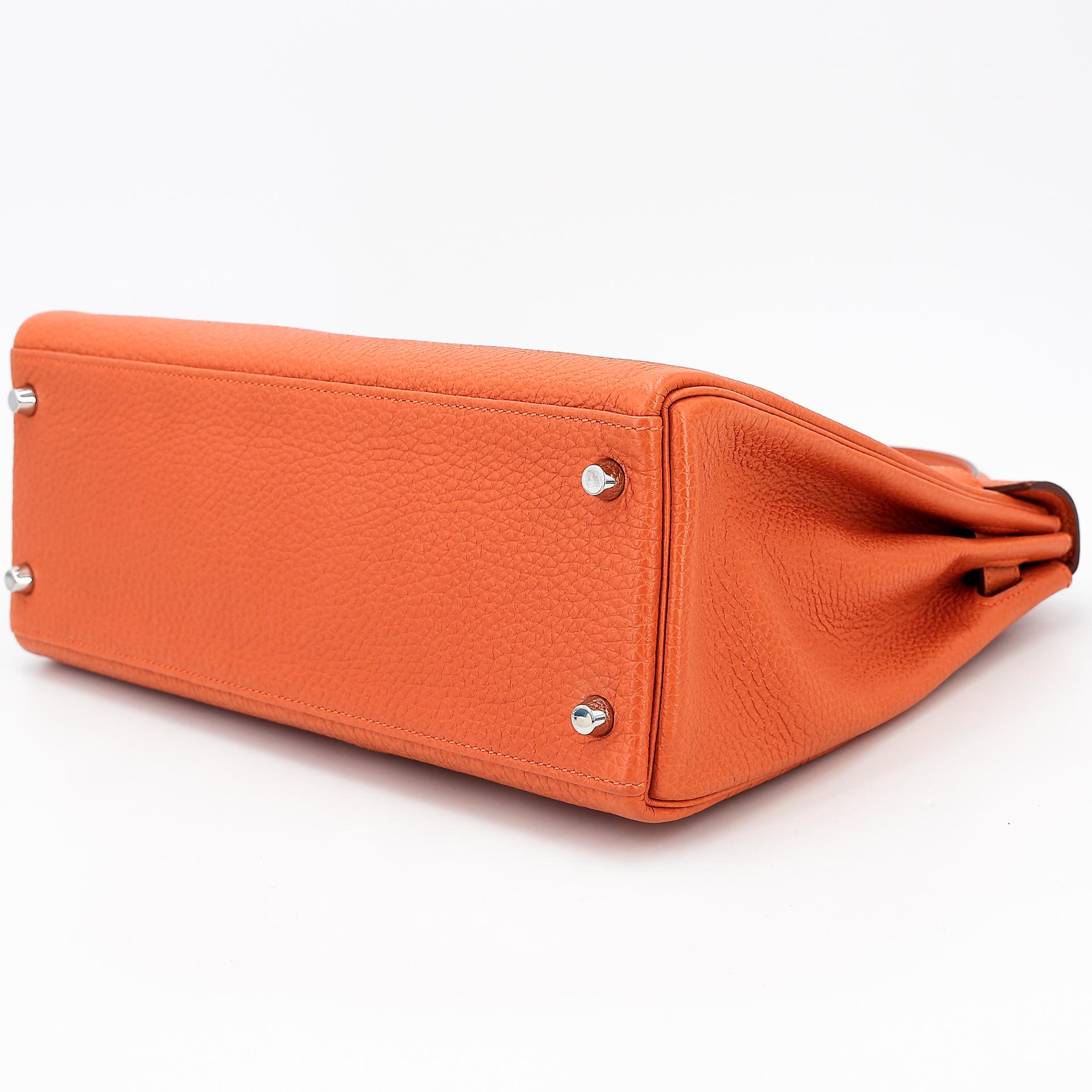 Very Good ( Rank A) HERMÈS Kelly 32 Potiron (5F) Clemence Palladium hardware Square Q (2013) - 6