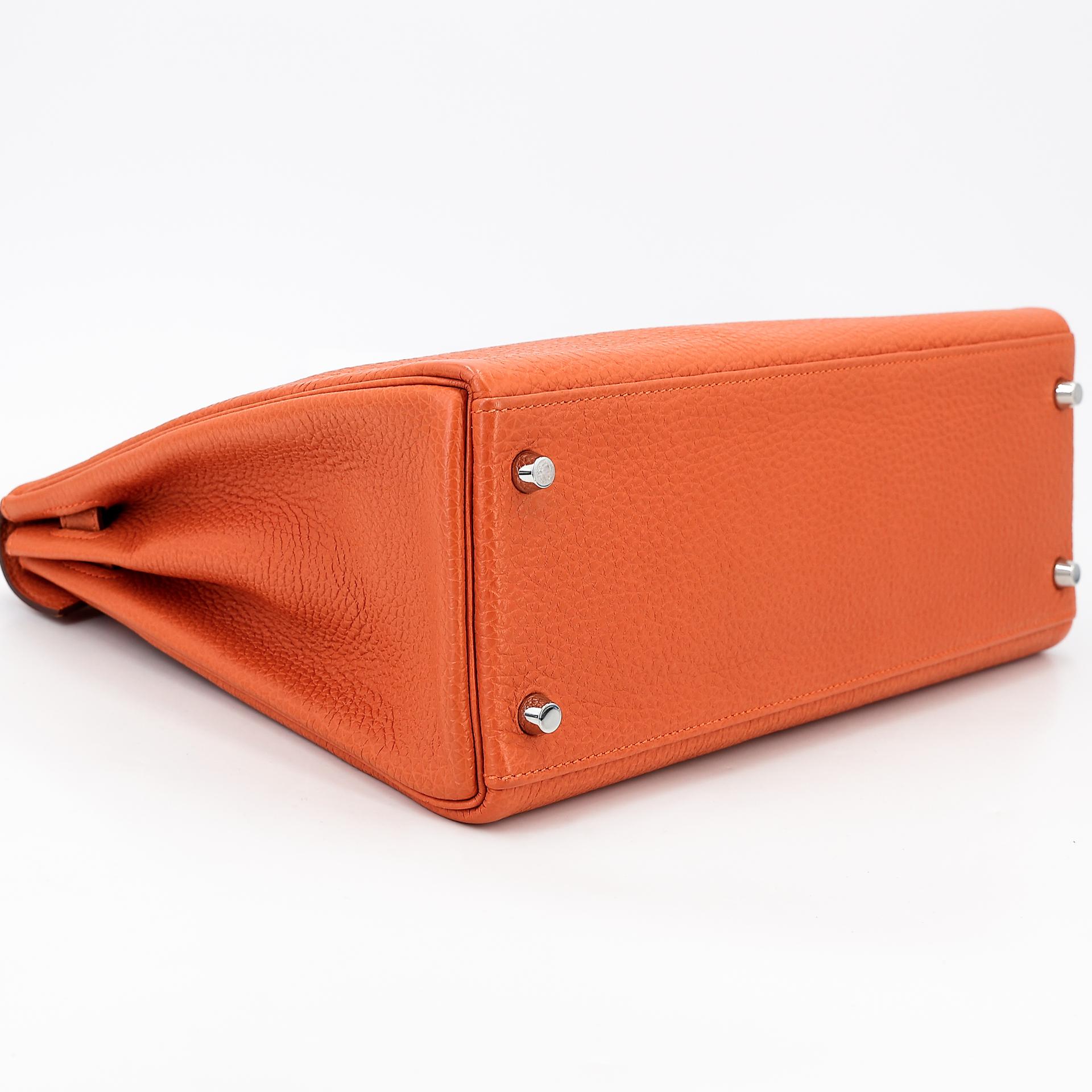 Very Good ( Rank A) HERMÈS Kelly 32 Potiron (5F) Clemence Palladium hardware Square Q (2013) - 9