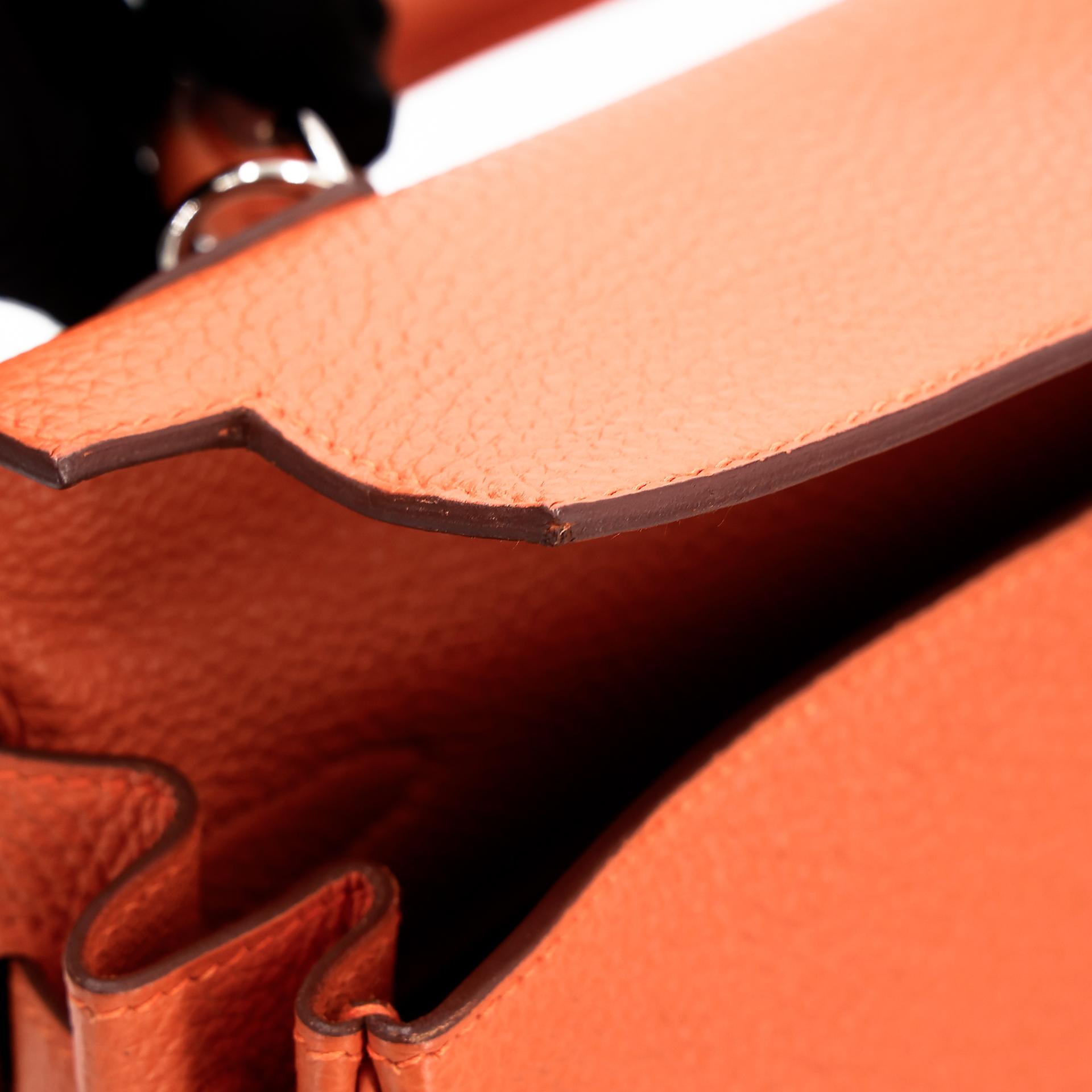 Very Good ( Rank A) HERMÈS Kelly 32 Potiron (5F) Clemence Palladium hardware Square Q (2013) - 24