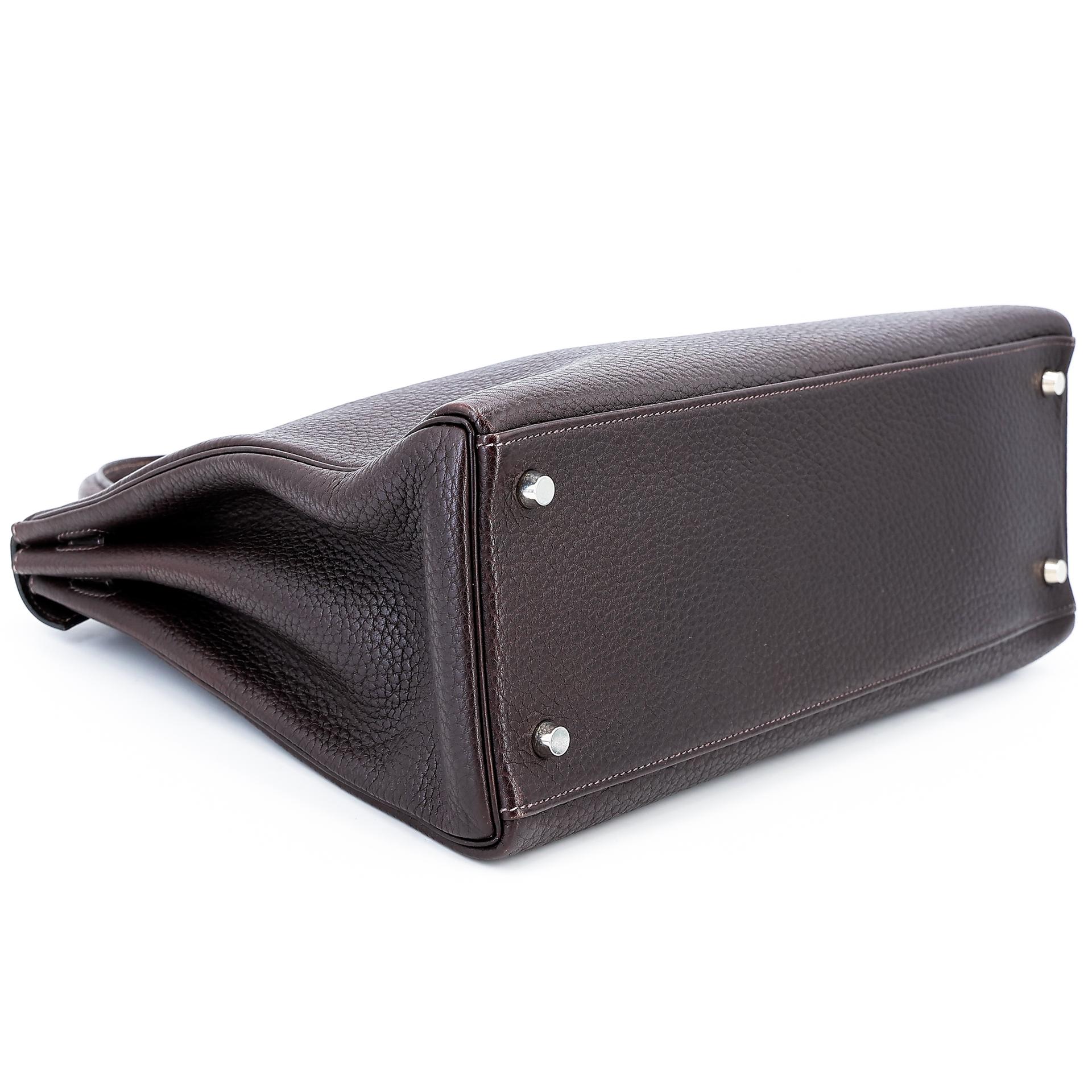 Very Good ( Rank A) HERMÈS Kelly 35 Chocolat (47) Togo Palladium hardware Square F (2002) - 11