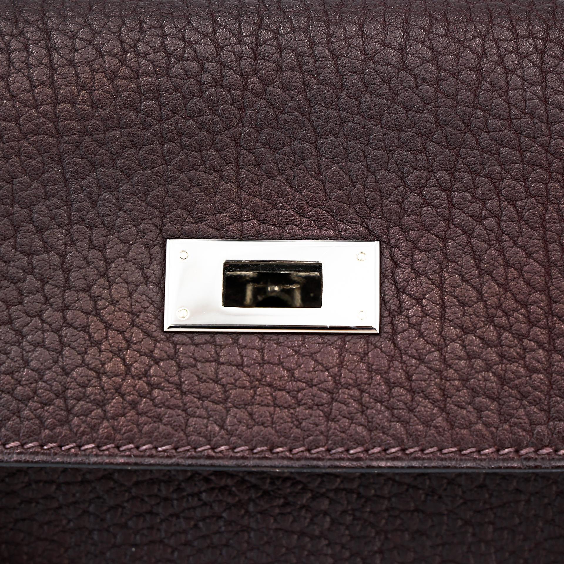 Very Good ( Rank A) HERMÈS Kelly 35 Chocolat (47) Togo Palladium hardware Square F (2002) - 20
