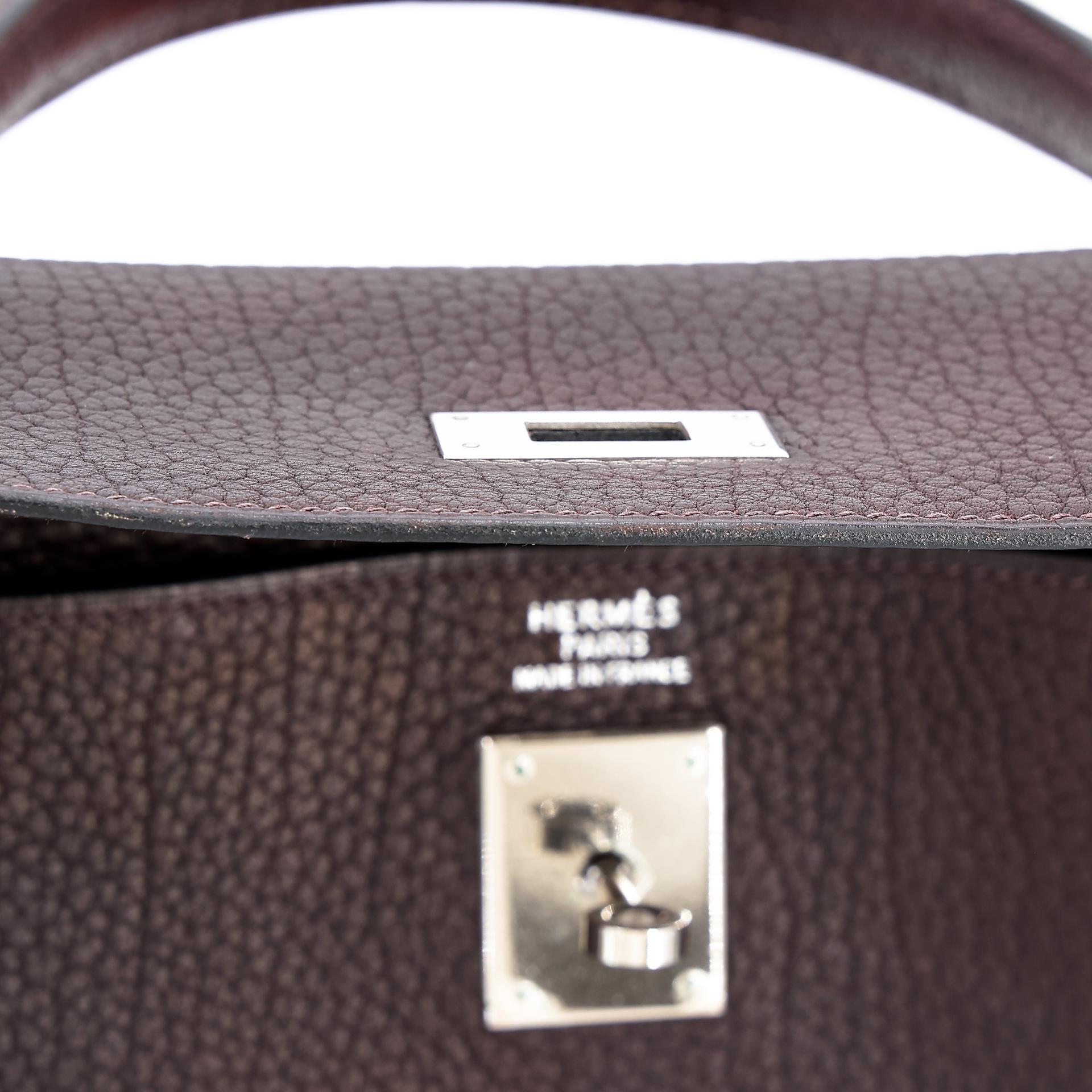 Very Good ( Rank A) HERMÈS Kelly 35 Chocolat (47) Togo Palladium hardware Square F (2002) - 26