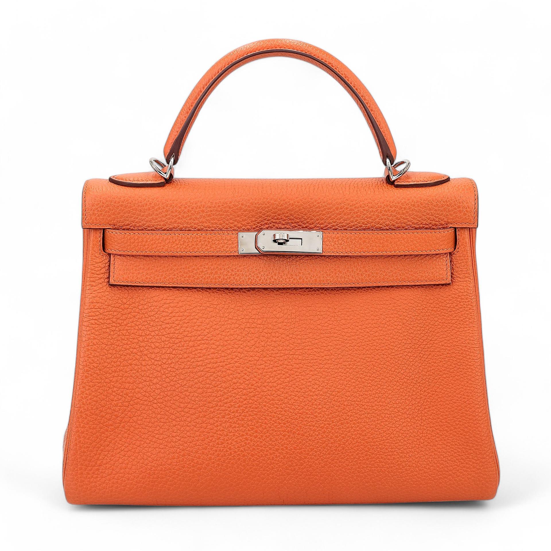 Very Good ( Rank A) HERMÈS Kelly 32 Potiron (5F) Clemence Palladium hardware Square Q (2013) - 1