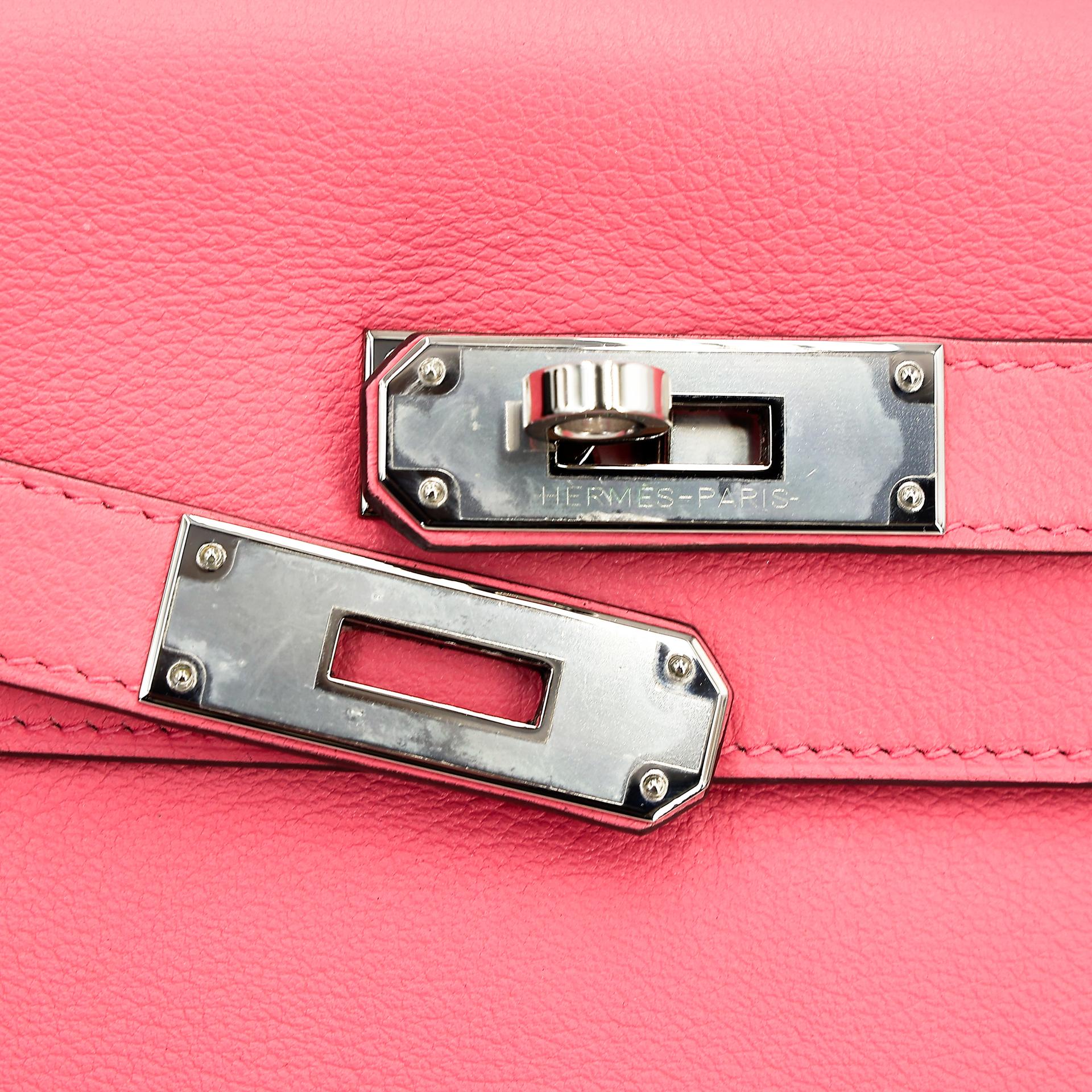 Very Good ( Rank A) HERMÈS Kelly 28 Verso Rose d’Ete (K4) Terre Battue (R1) Evercolor Palladium hardware Y (2020) - 22