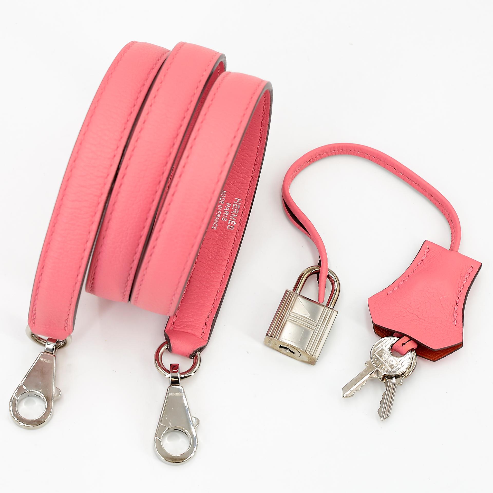 Very Good ( Rank A) HERMÈS Kelly 28 Verso Rose d’Ete (K4) Terre Battue (R1) Evercolor Palladium hardware Y (2020) - 45