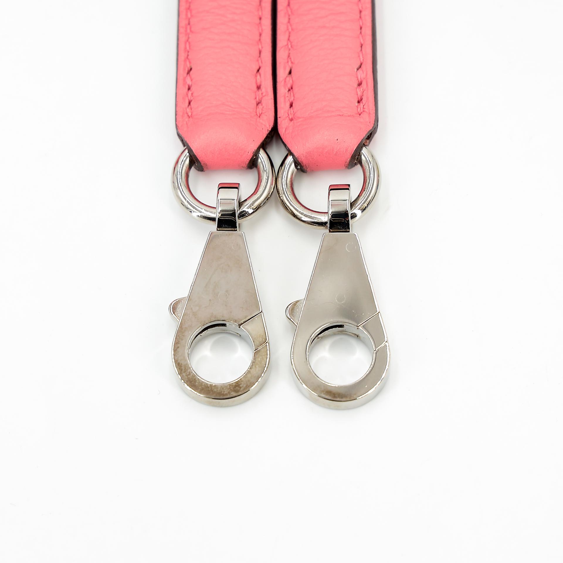 Very Good ( Rank A) HERMÈS Kelly 28 Verso Rose d’Ete (K4) Terre Battue (R1) Evercolor Palladium hardware Y (2020) - 46